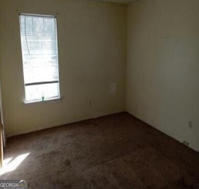 672 Adams Road Property Photo 3