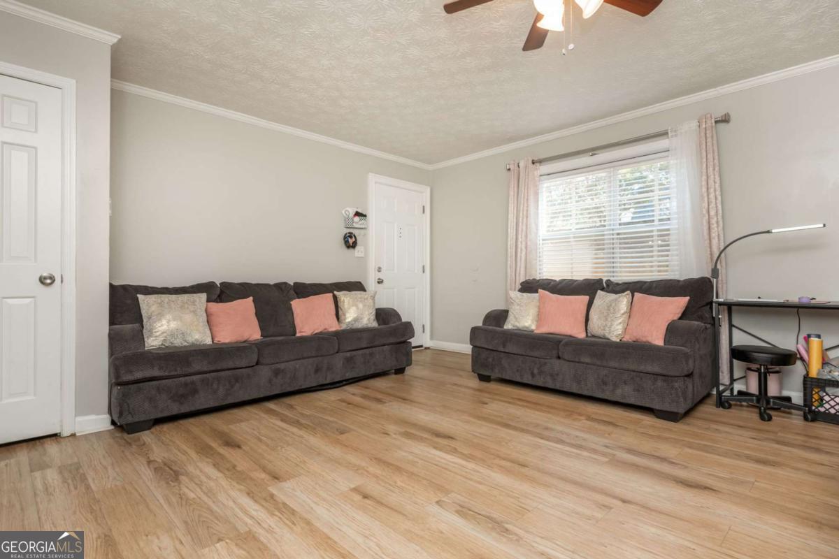 365 Winding River Drive Property Photo 1