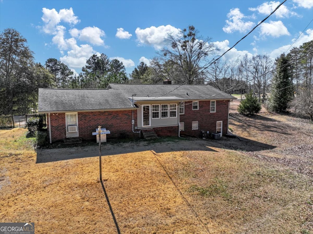 1891 Highway 81 Property Photo 2