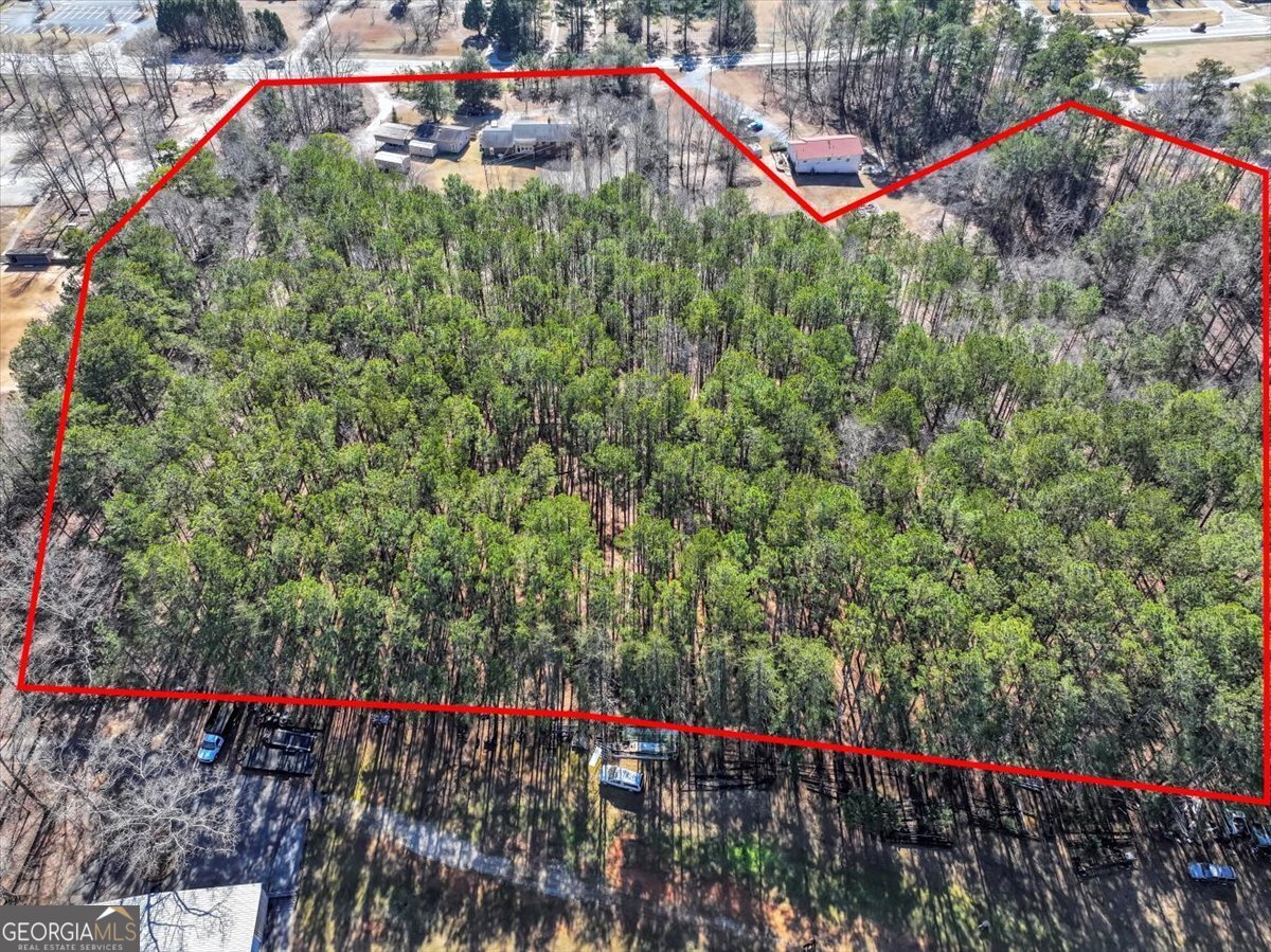 1891 Highway 81 Property Photo 8