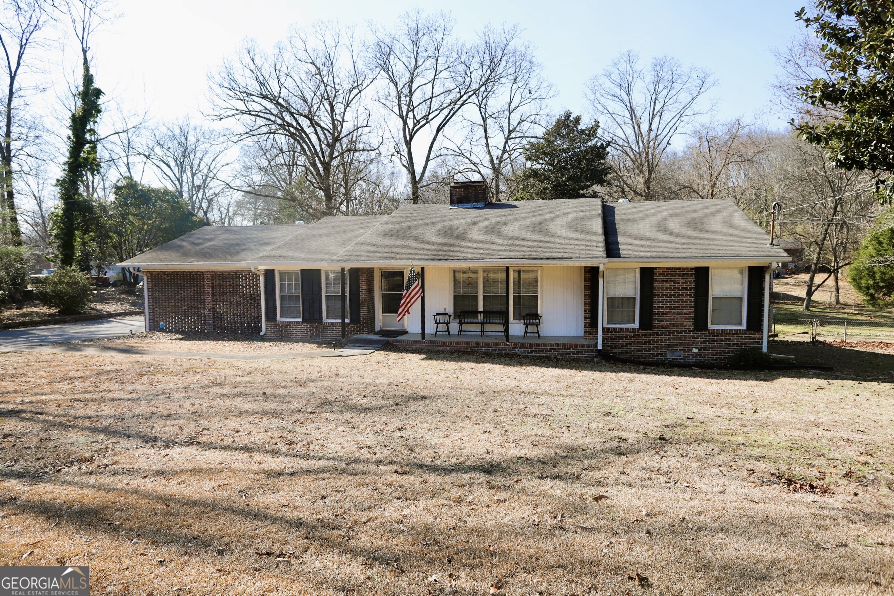 427 Oak Hill Dr Property Photo