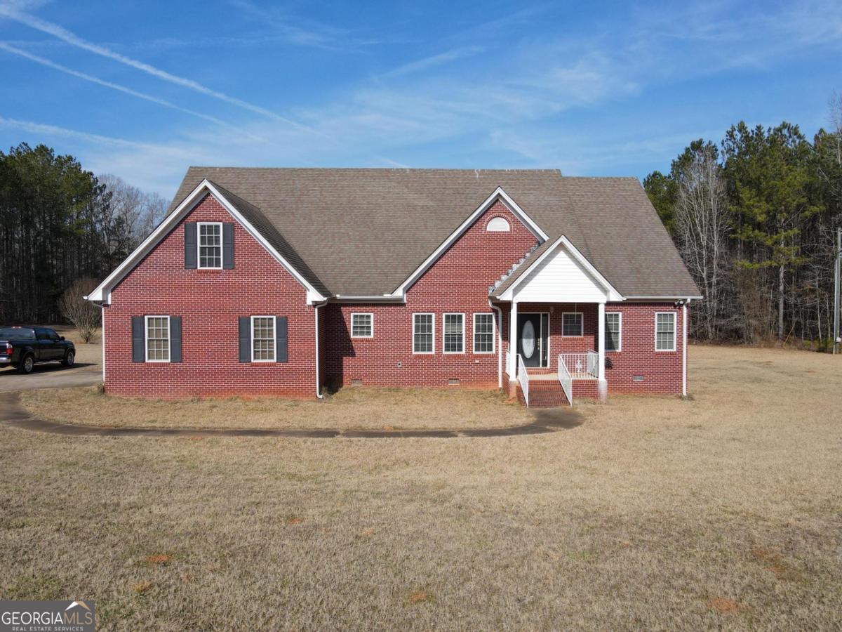 172 Lakeview Drive Property Photo