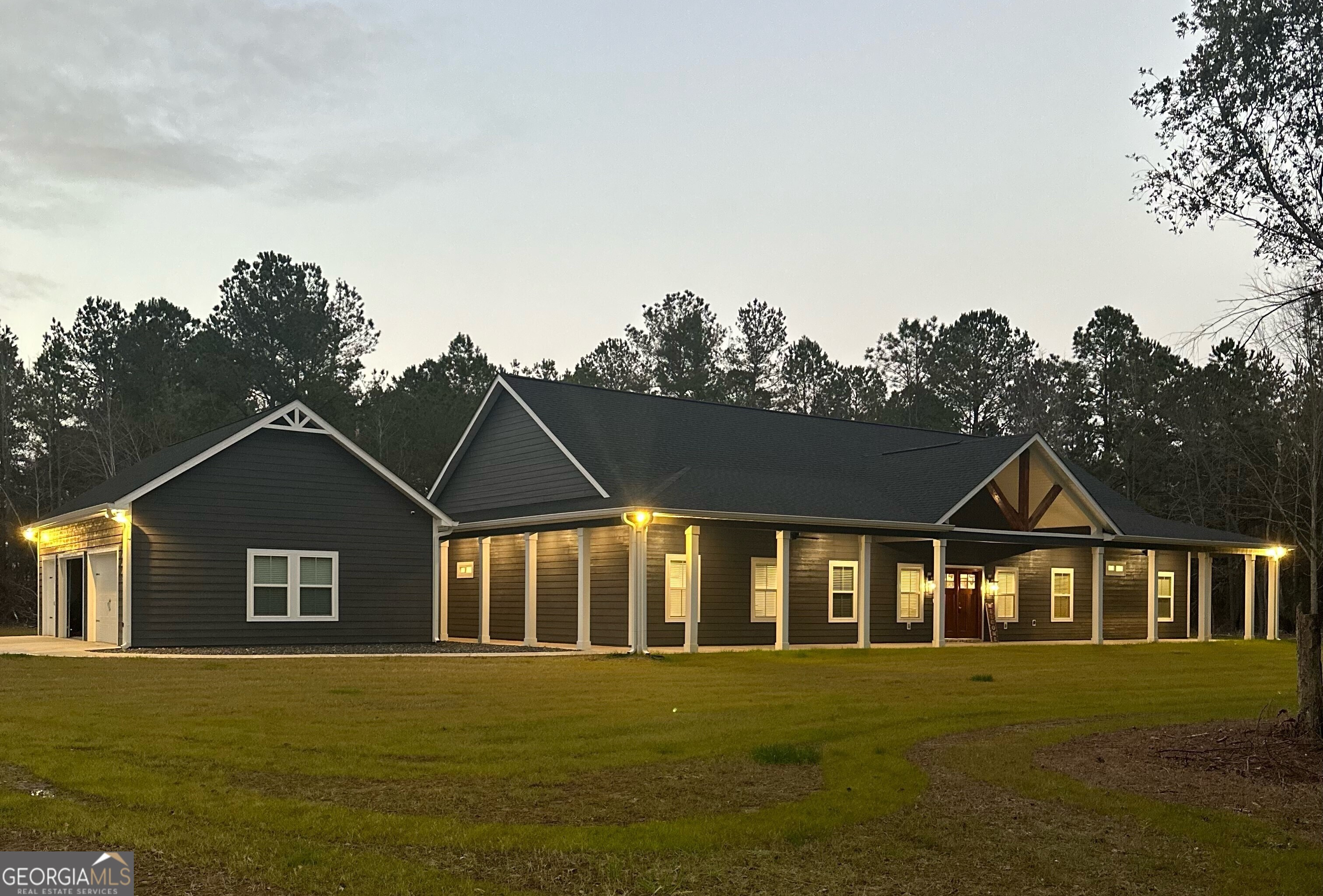 1126 Feather Way Property Photo