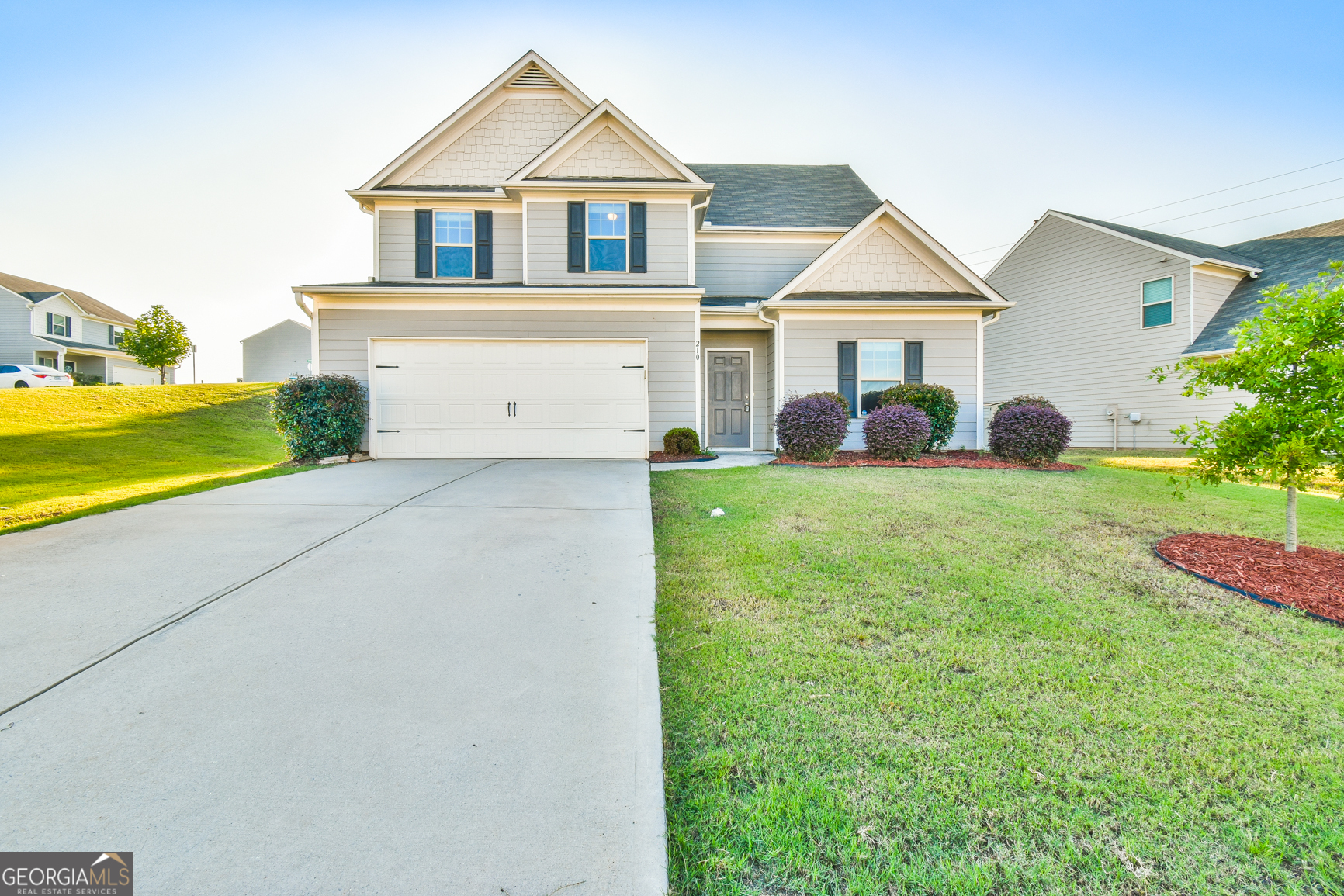 210 Holly Way Property Photo