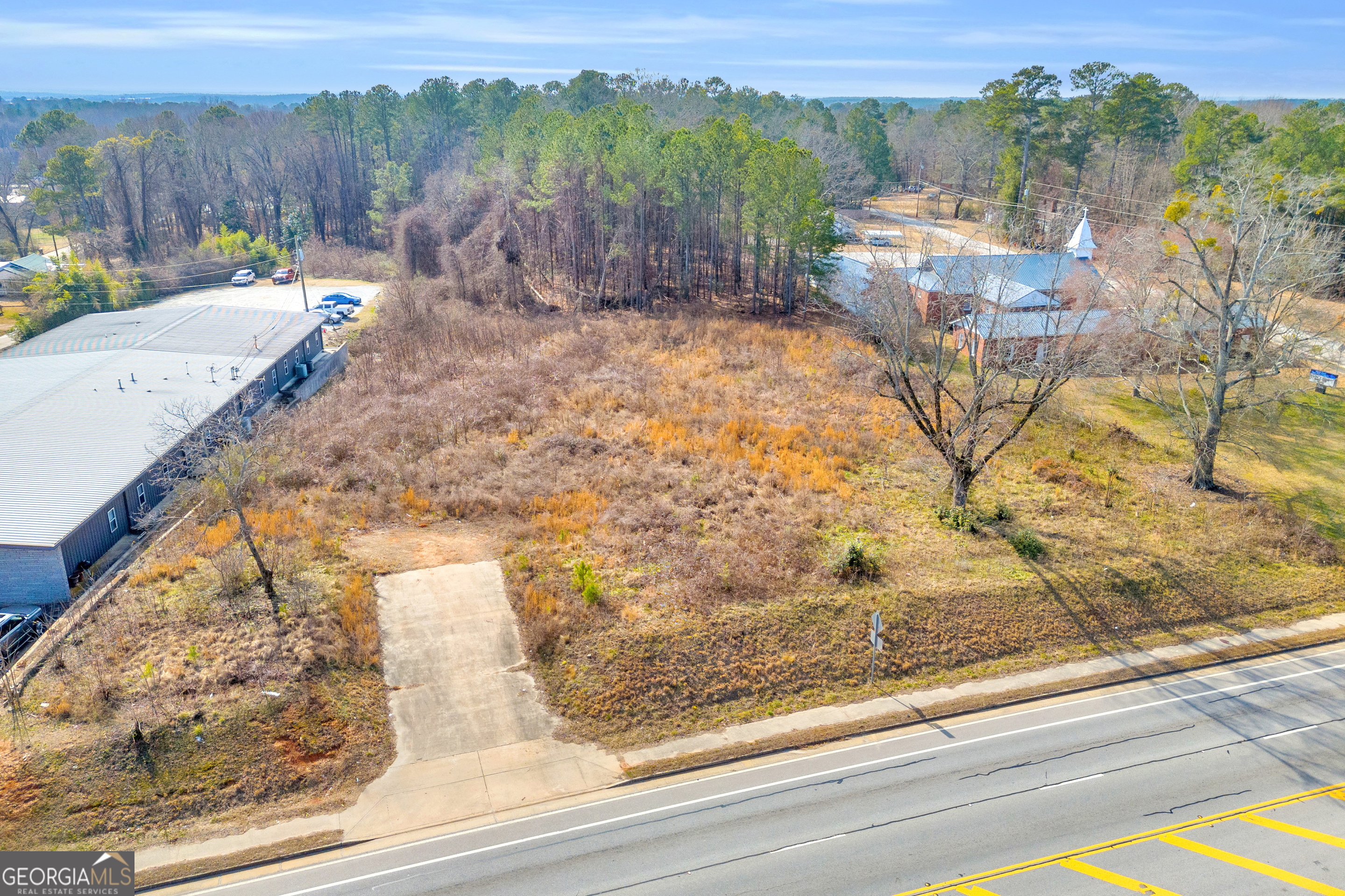 381 College Avenue Property Photo 11