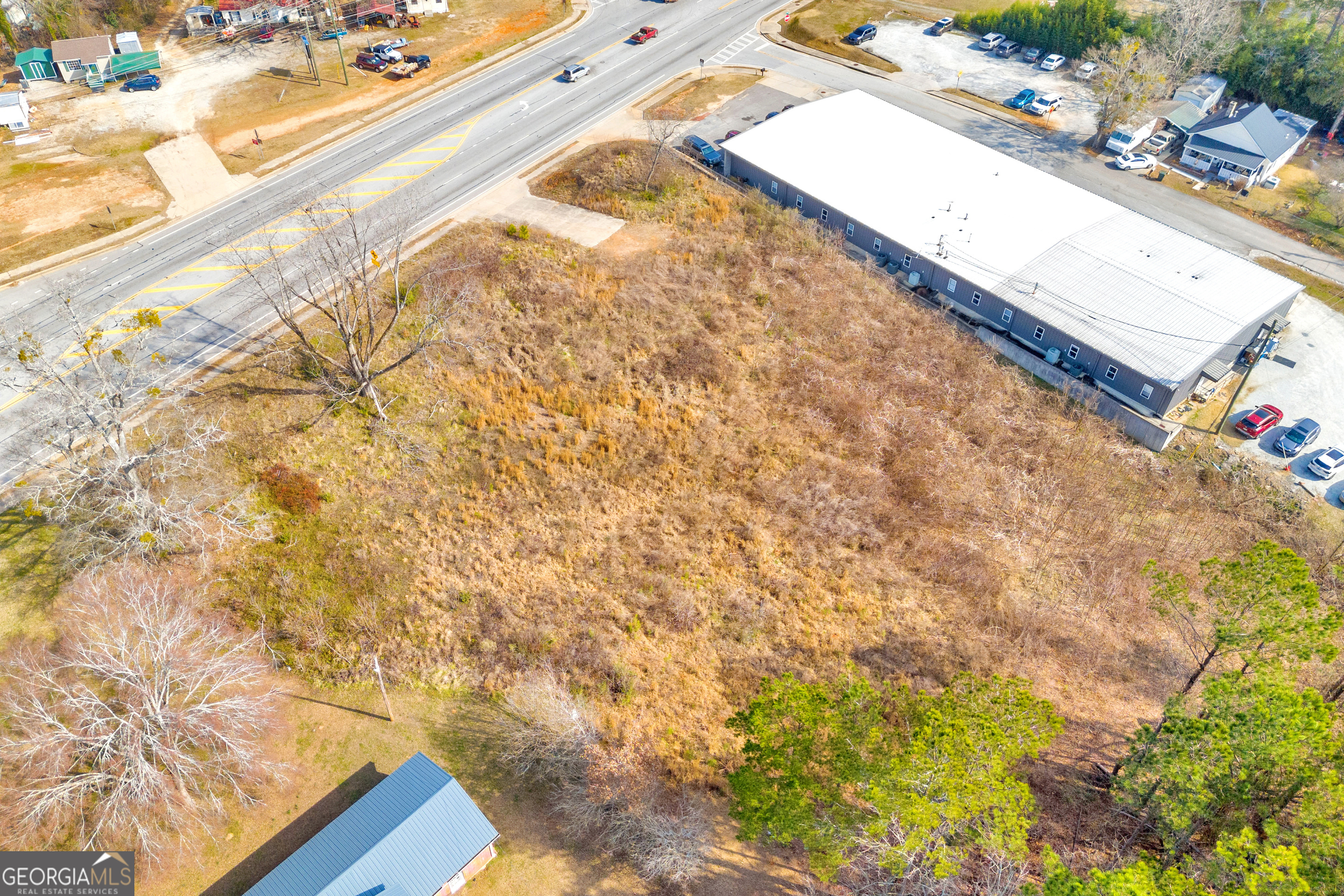 381 College Avenue Property Photo 15