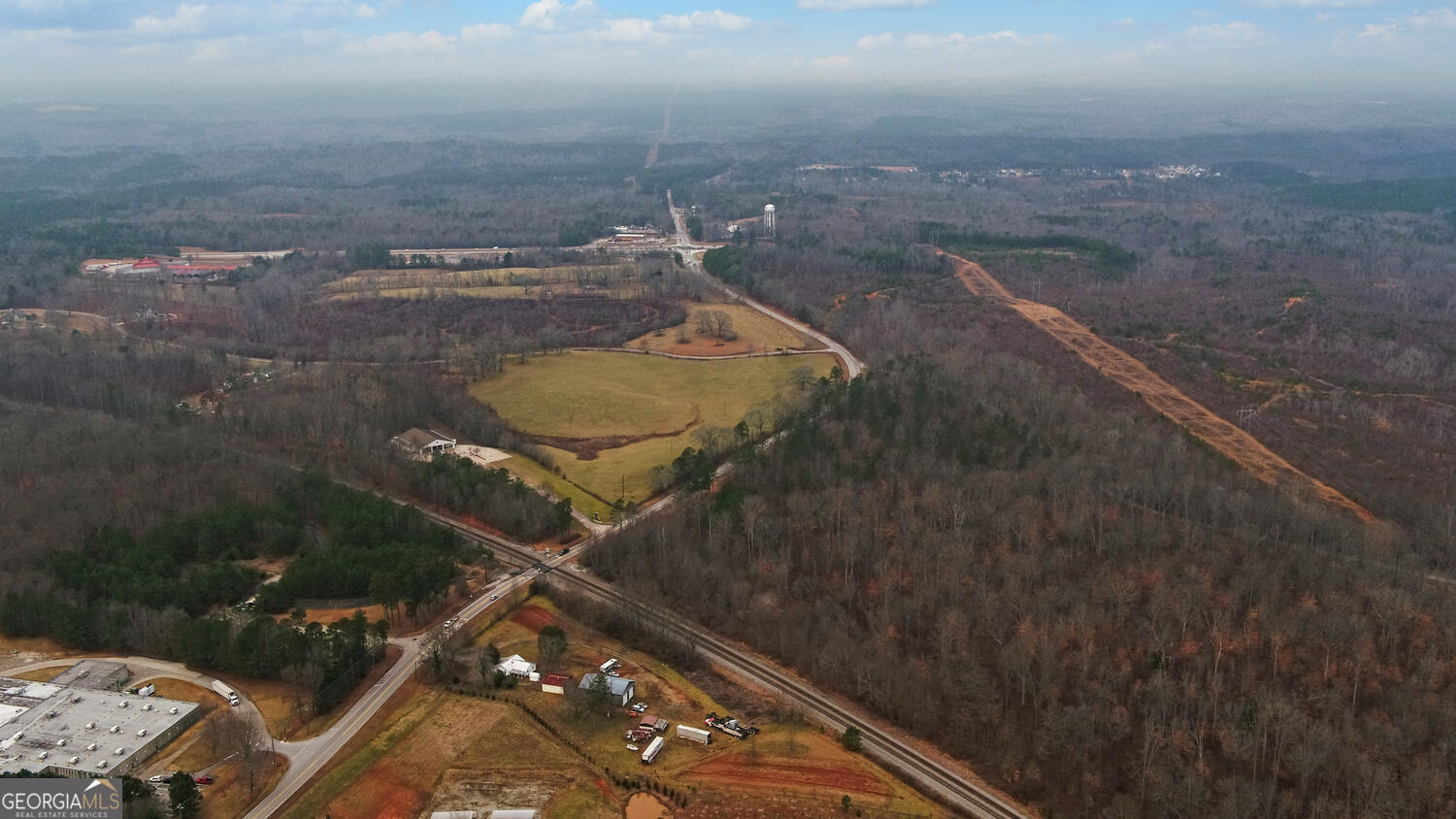 5662 Cemetery Road Property Photo