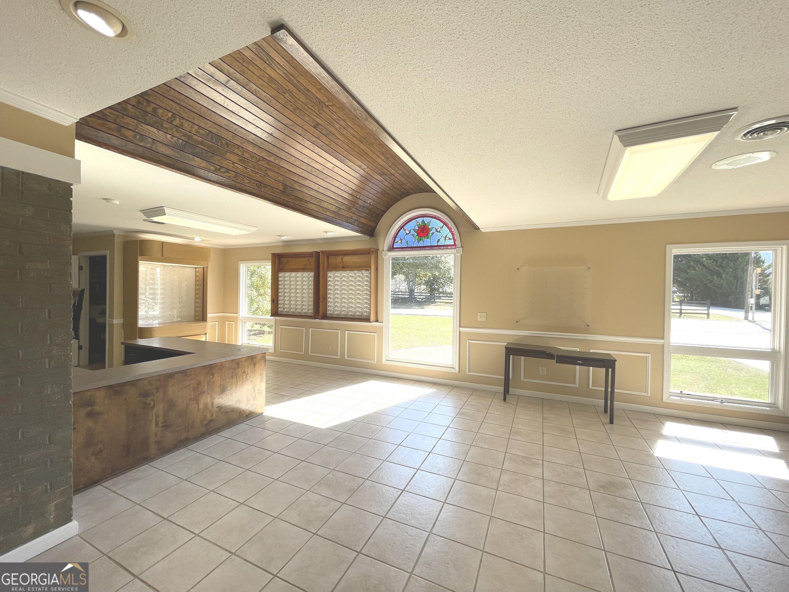 514 W Kytle Street Property Photo 9
