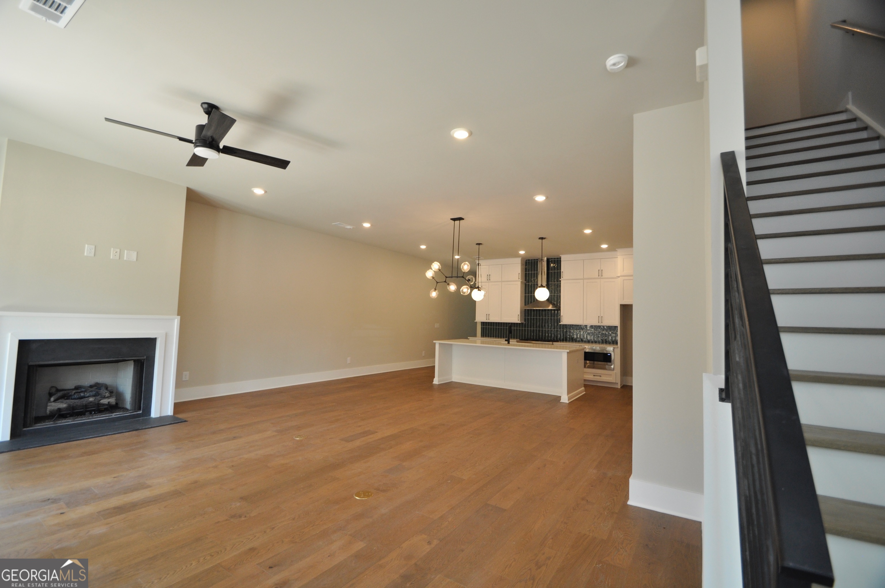 1260 Watson Lane # F7 Property Photo 8