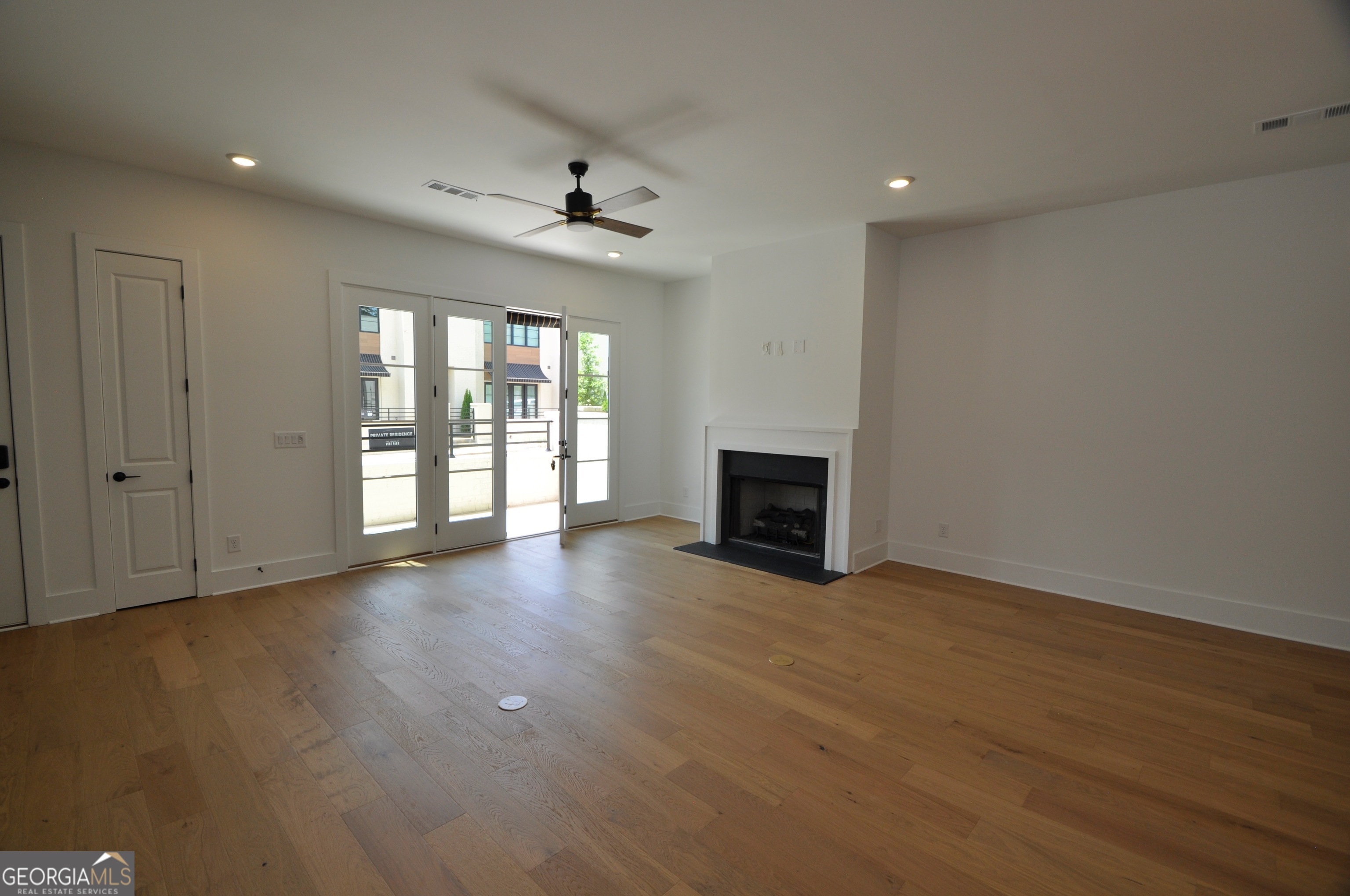 1310 Watson Lane # F9 Property Photo 4
