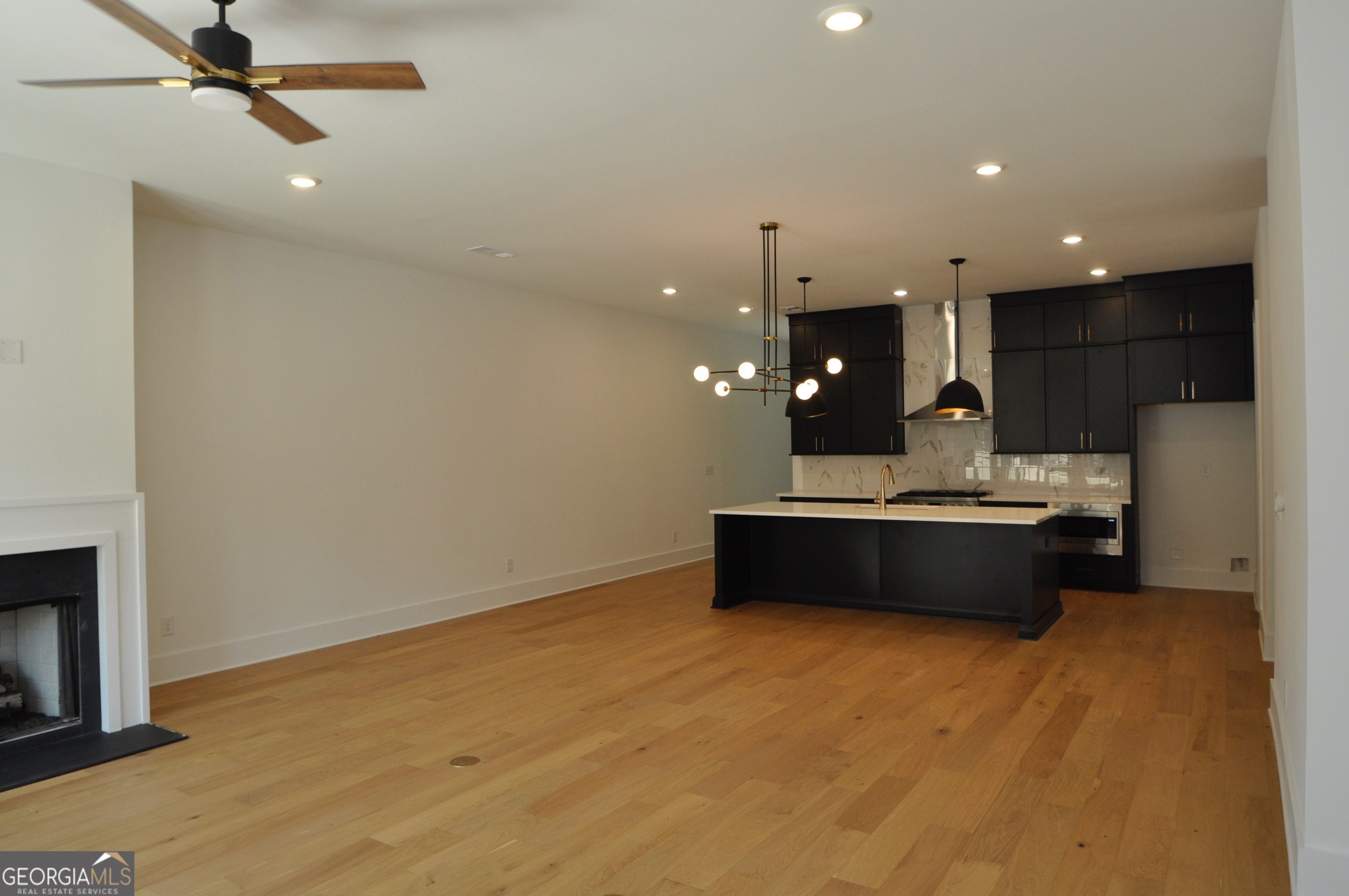 1310 Watson Lane # F9 Property Photo 6