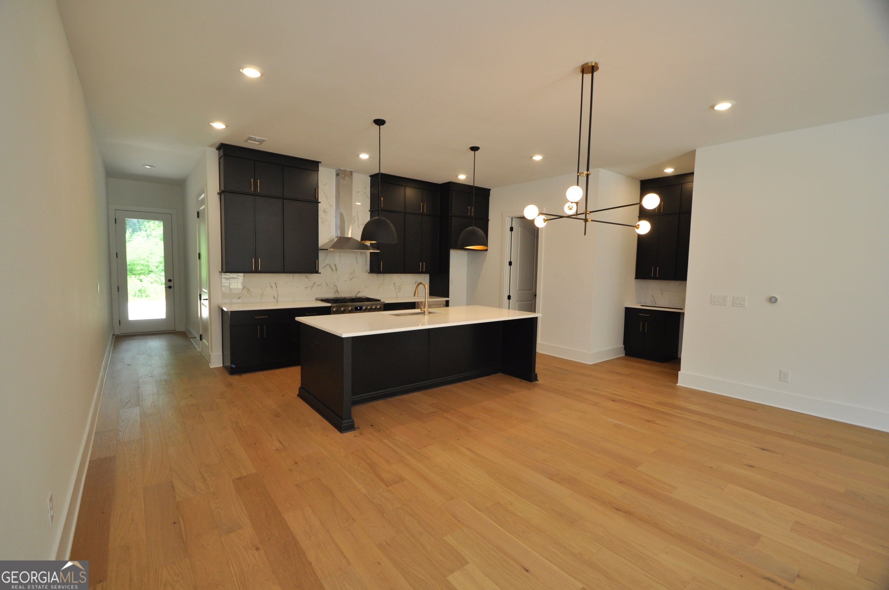 1310 Watson Lane # F9 Property Photo 7
