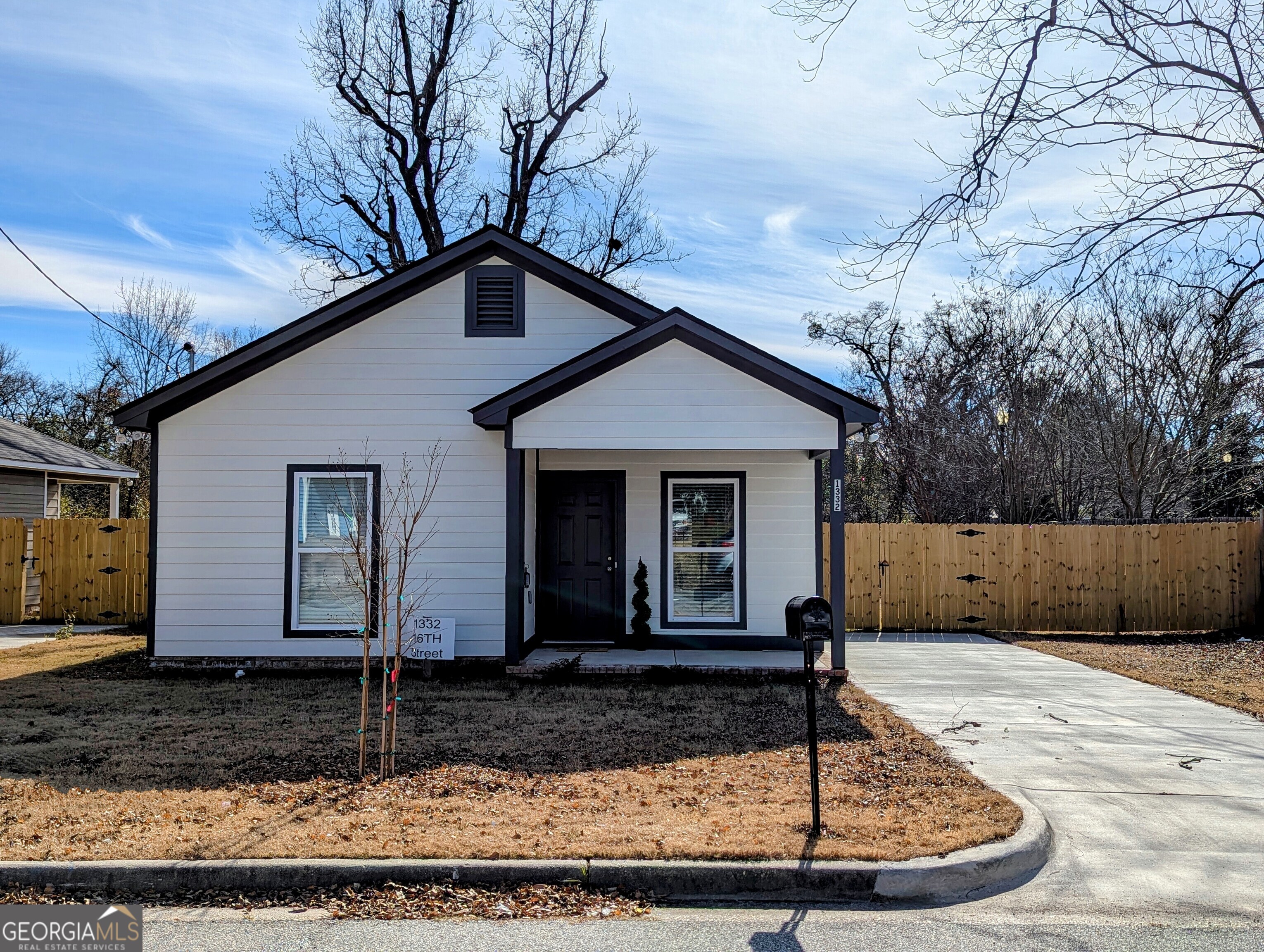 1332 16th Street Property Photo