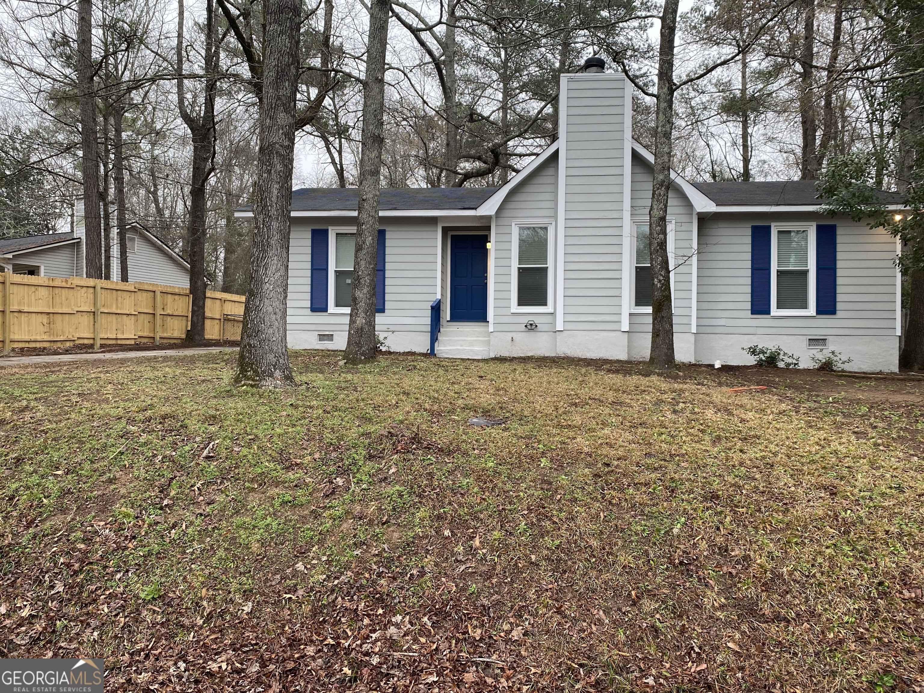 260 Edgewater Drive Property Photo 1