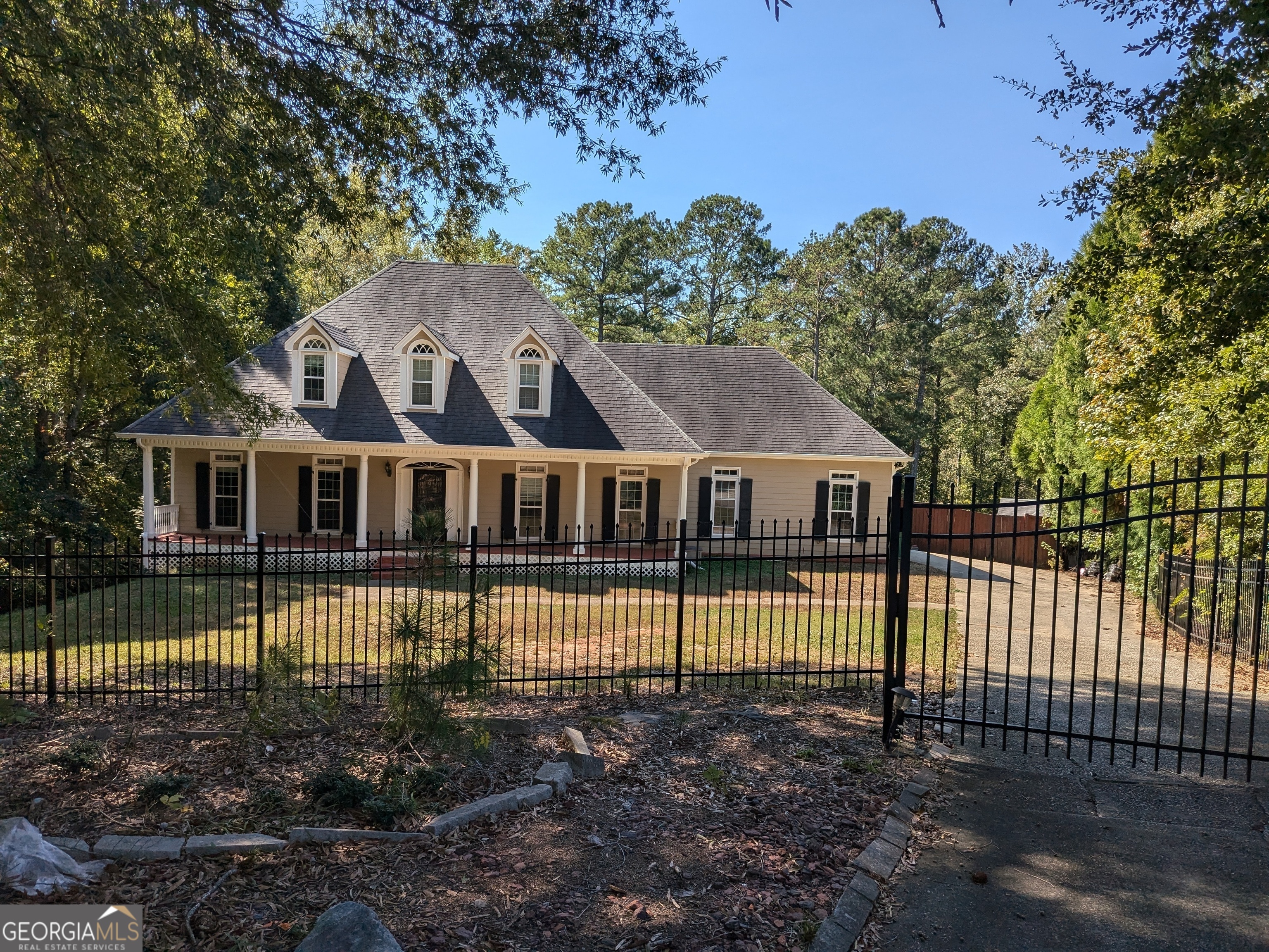 4401 Riverlake Way Property Photo 1