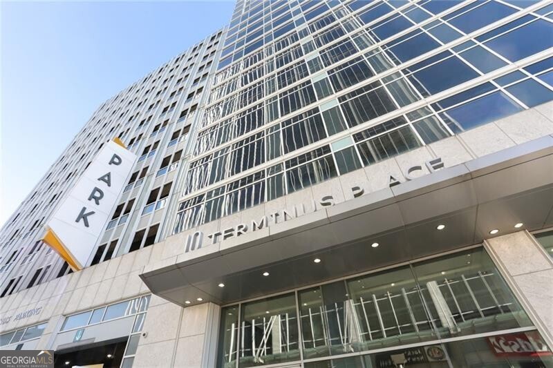 3325 Peachtree Road Ne # 1502 Property Photo