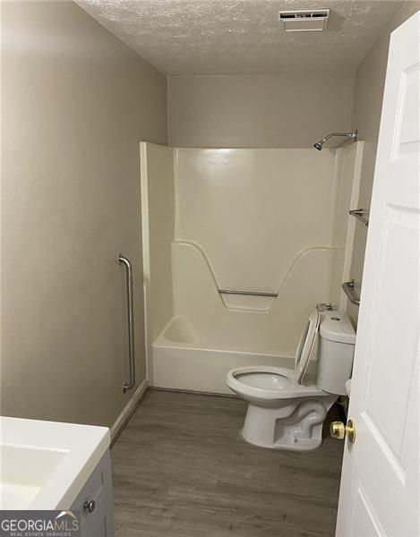 8141 Hazelbrand Road Ne Property Photo 8