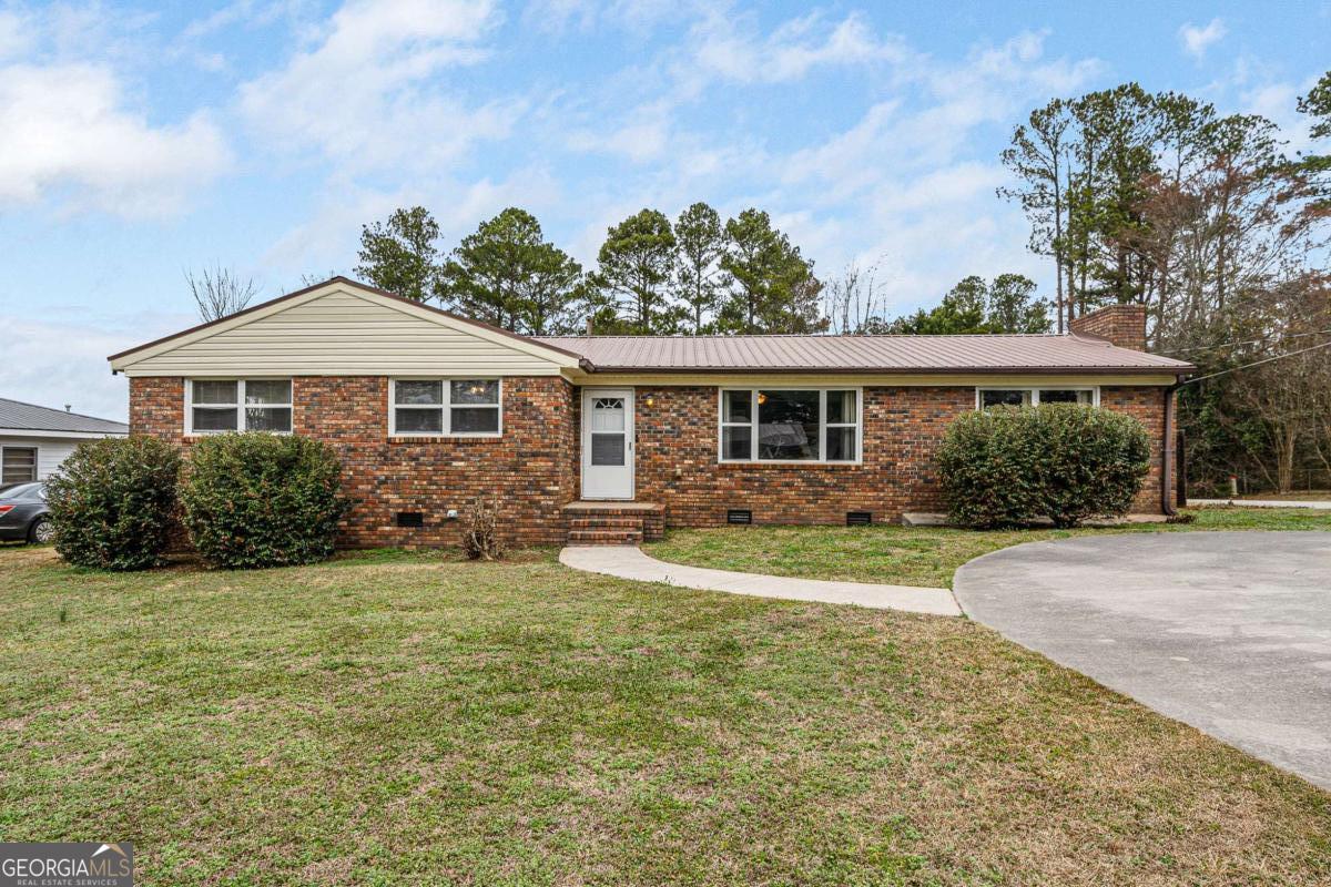 223 Forest Lane Property Photo