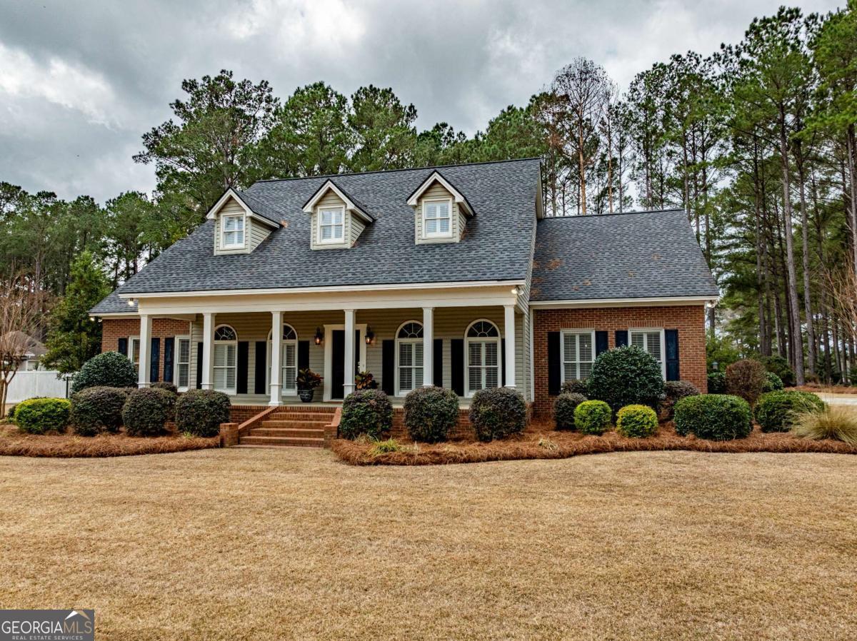 25 Ridgewood Drive Property Photo