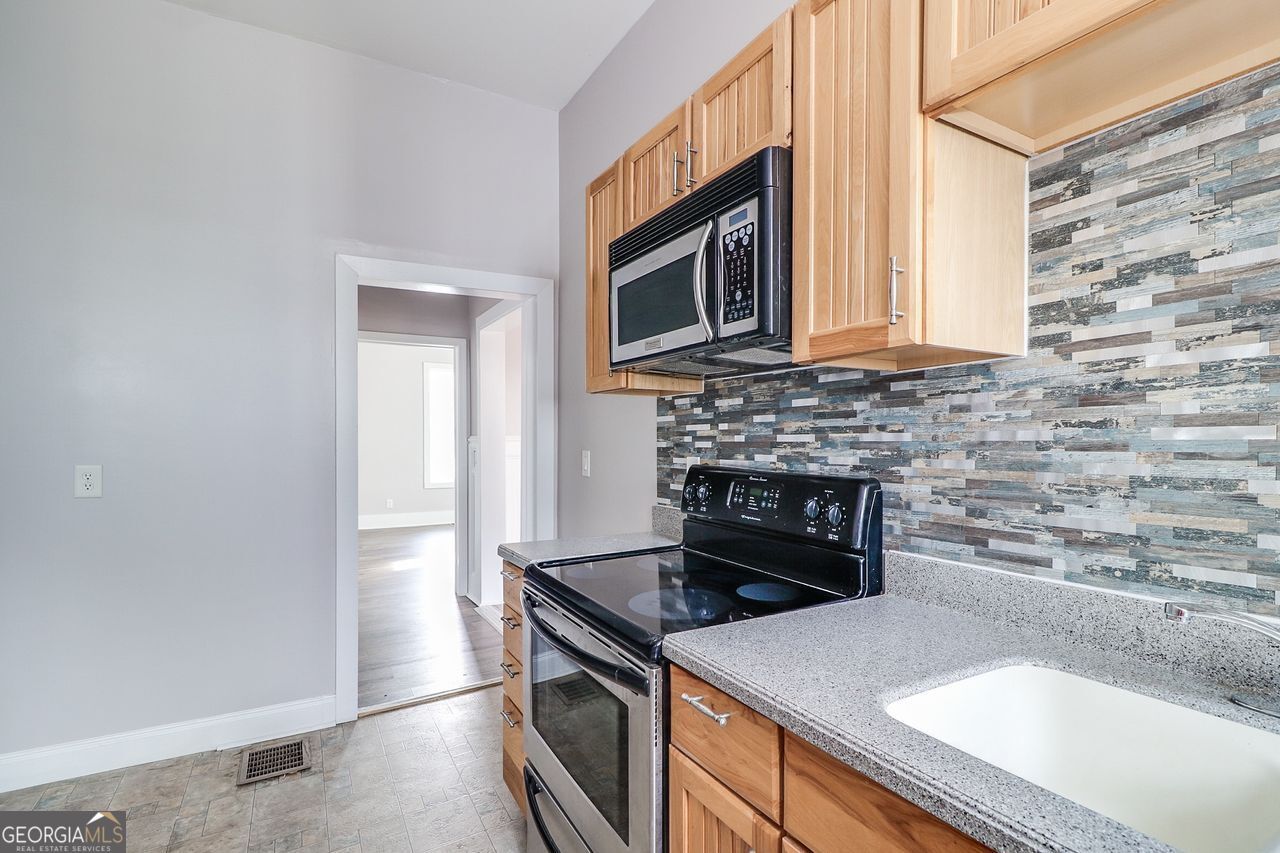 104 Candler Street Property Photo 84