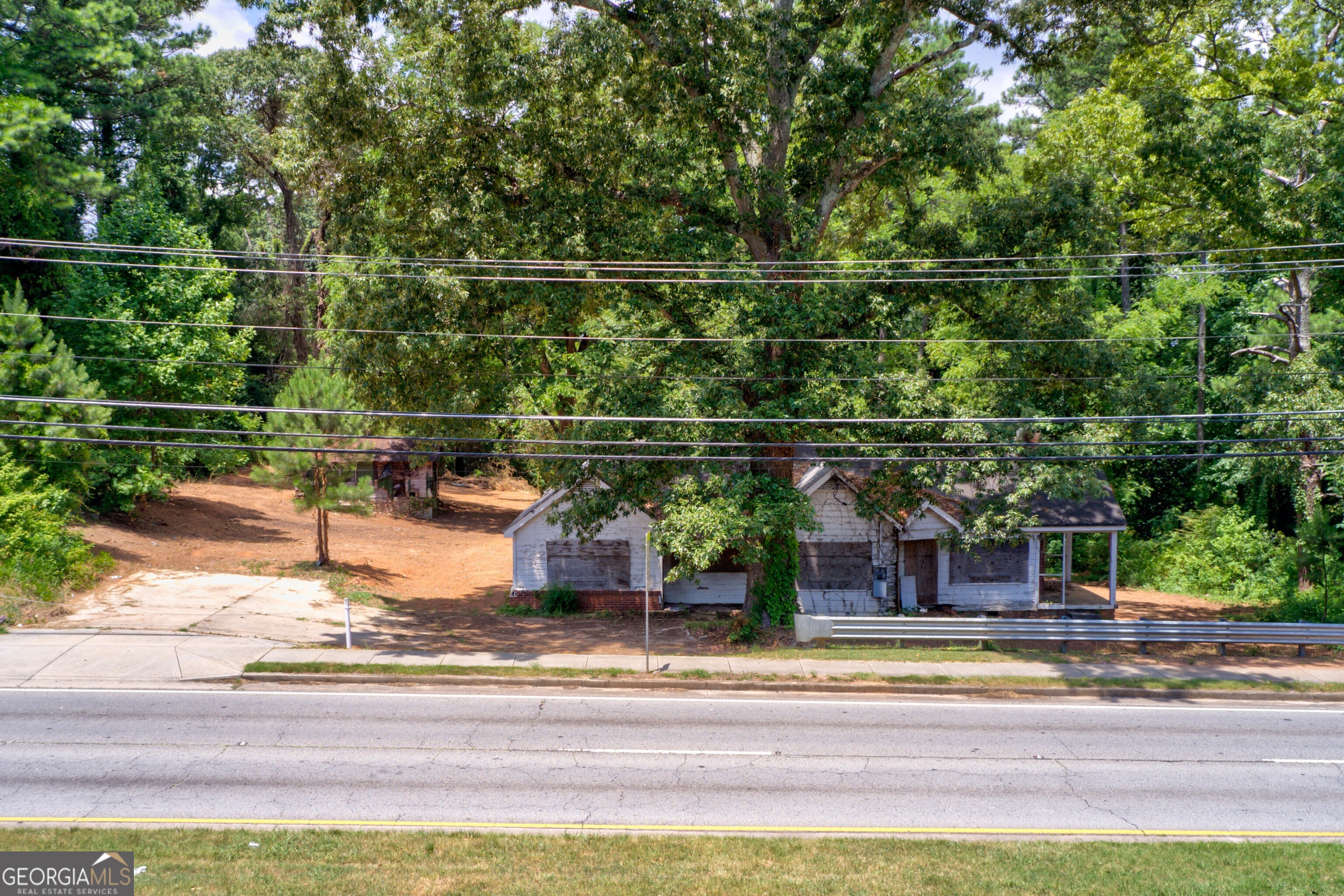 1491 S Hairston Road Property Photo 4