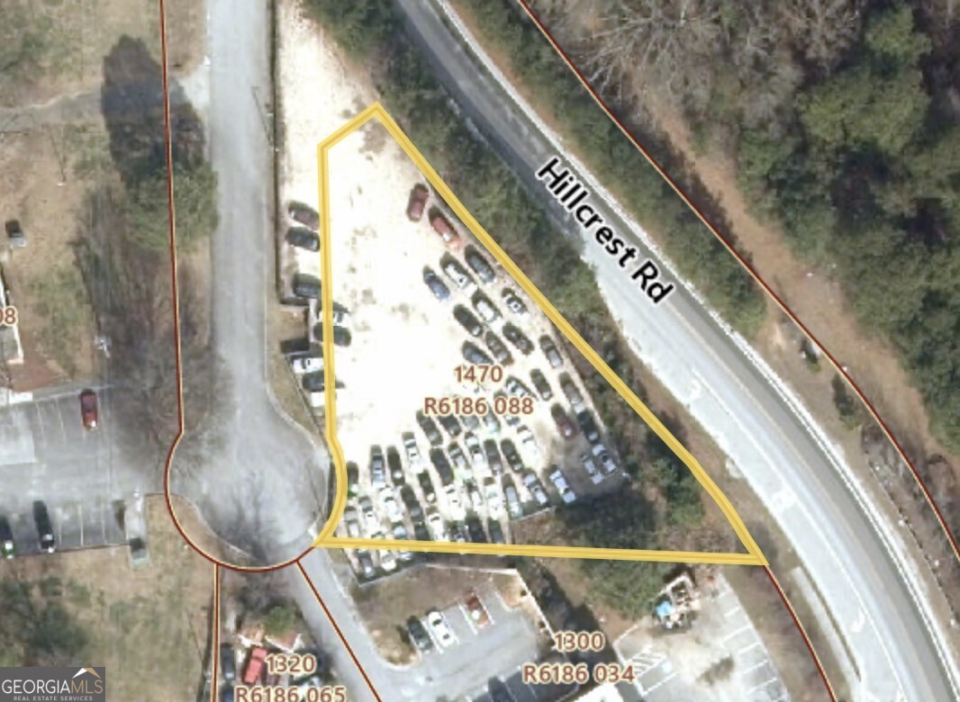 1470 Hillcrest Road Property Photo 1