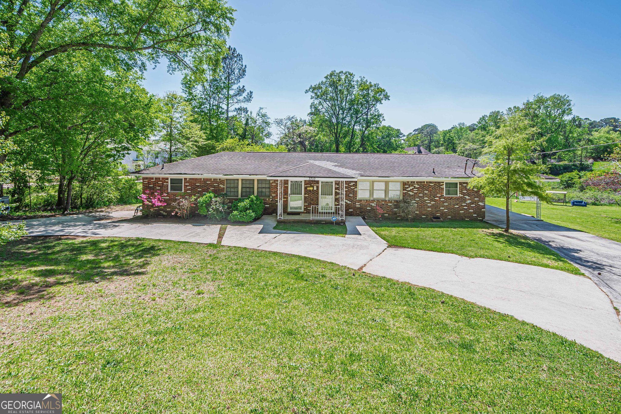 3710 Lynn Drive Property Photo 1