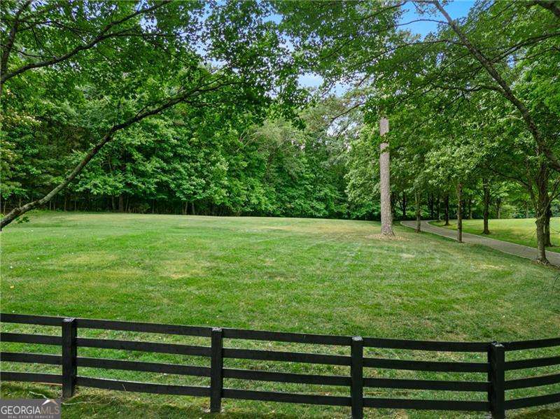 1996 Long Hollow Lane Property Photo