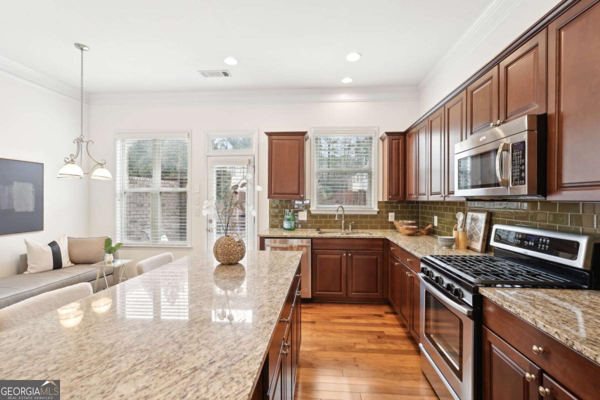 1670 Sabastian Point Ne Property Photo 10