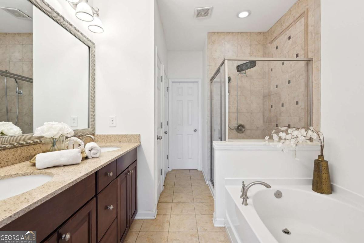 1670 Sabastian Point Ne Property Photo 17