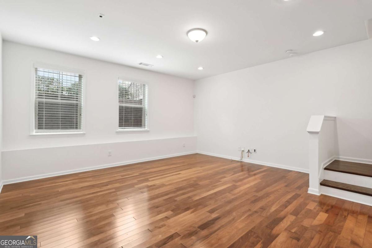 1670 Sabastian Point Ne Property Photo 30
