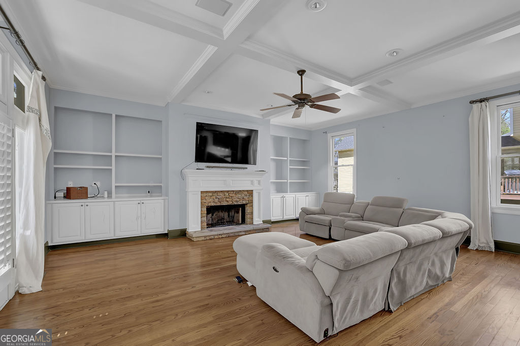 1421 Hedgewood Lane Nw Property Photo 8