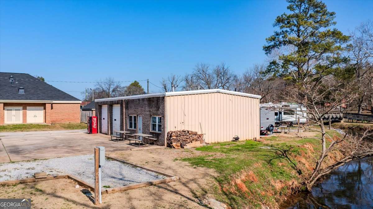 21 Cedartown Highway Property Photo 14