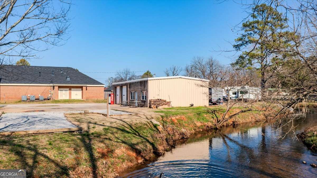 21 Cedartown Highway Property Photo 15