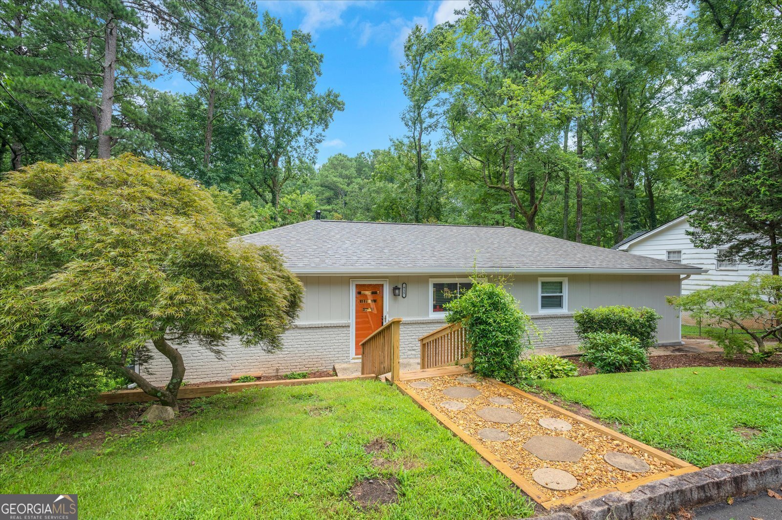 615 Spruce Drive Property Photo