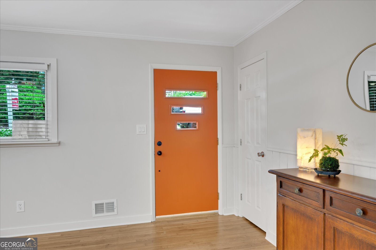 615 Spruce Drive Property Photo 4