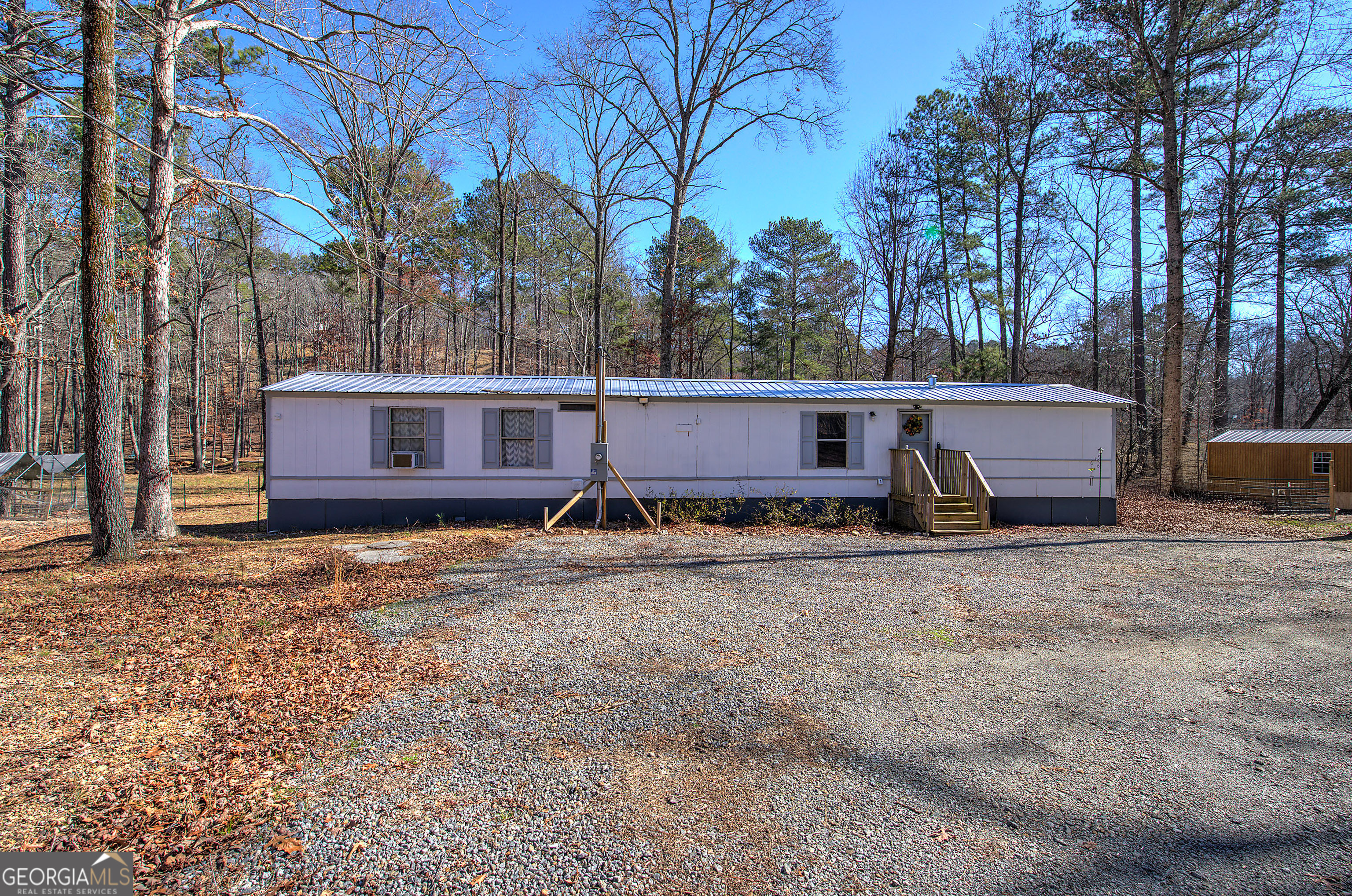 676 Flowery Branch Road Property Photo