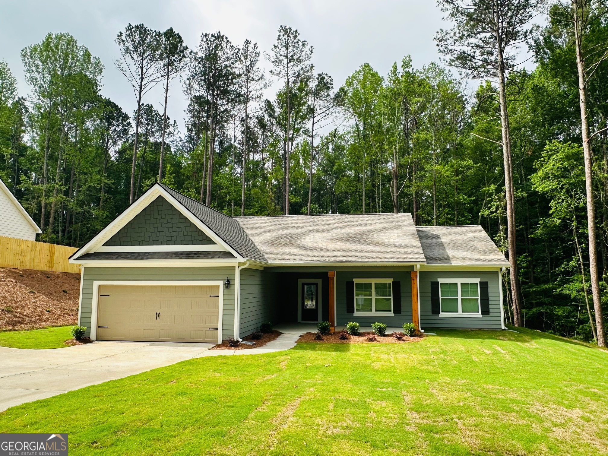 105 Patterson Drive Property Photo 1