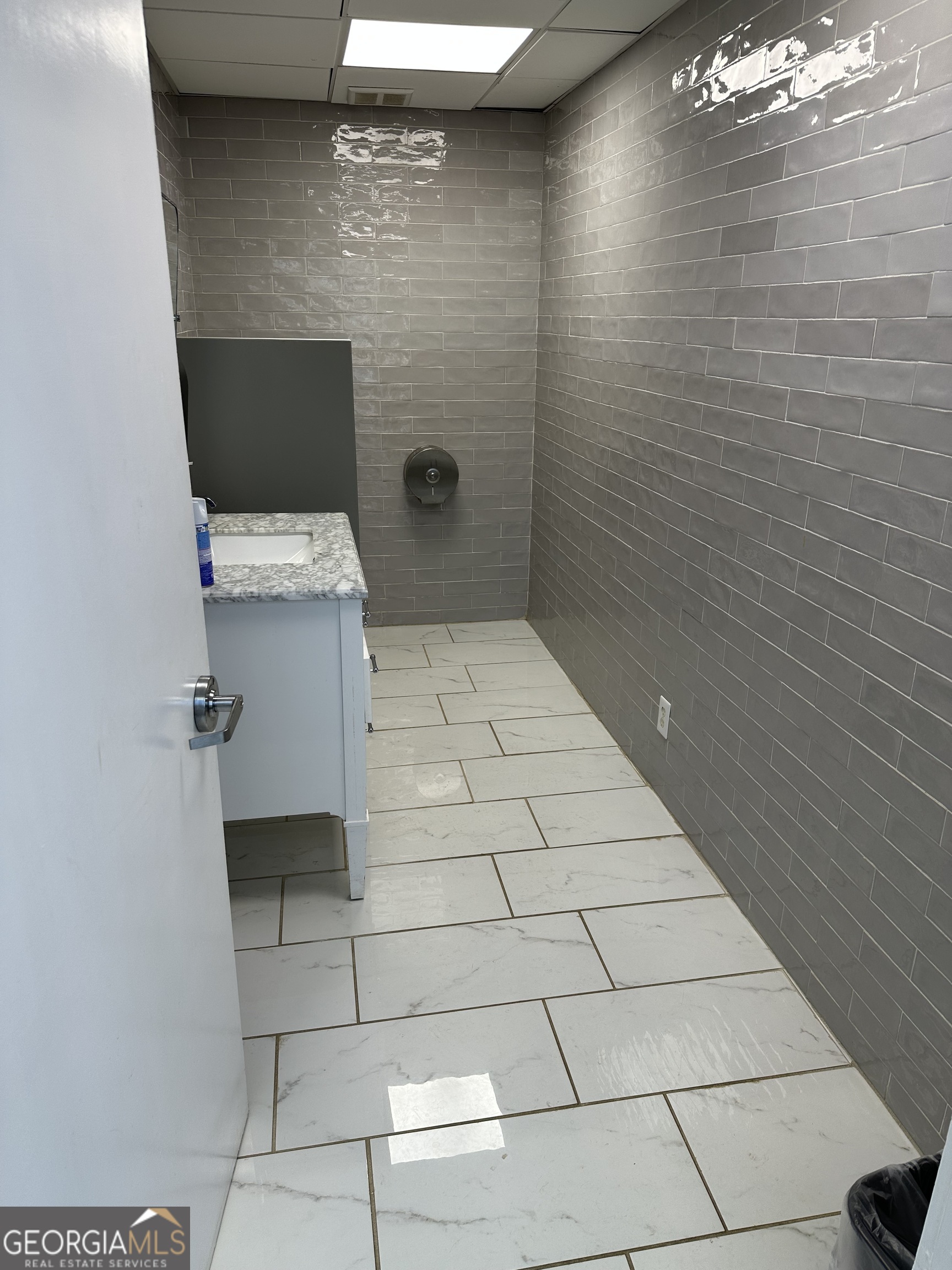 1253 Southlake Mall Property Photo 23