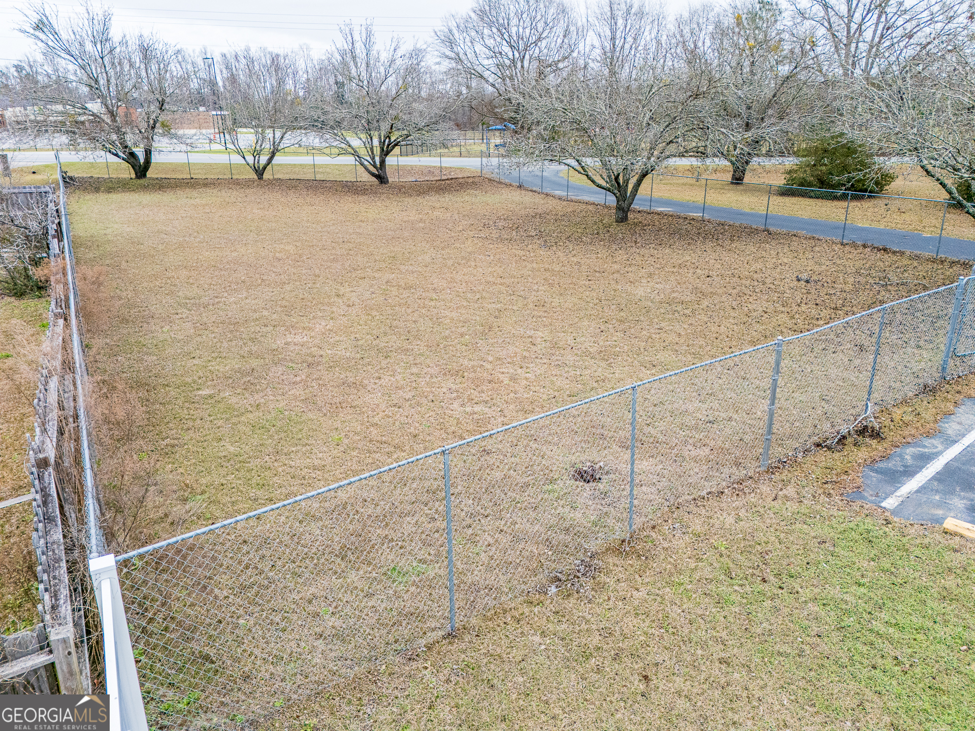 706 W Barnard Street Property Photo 12