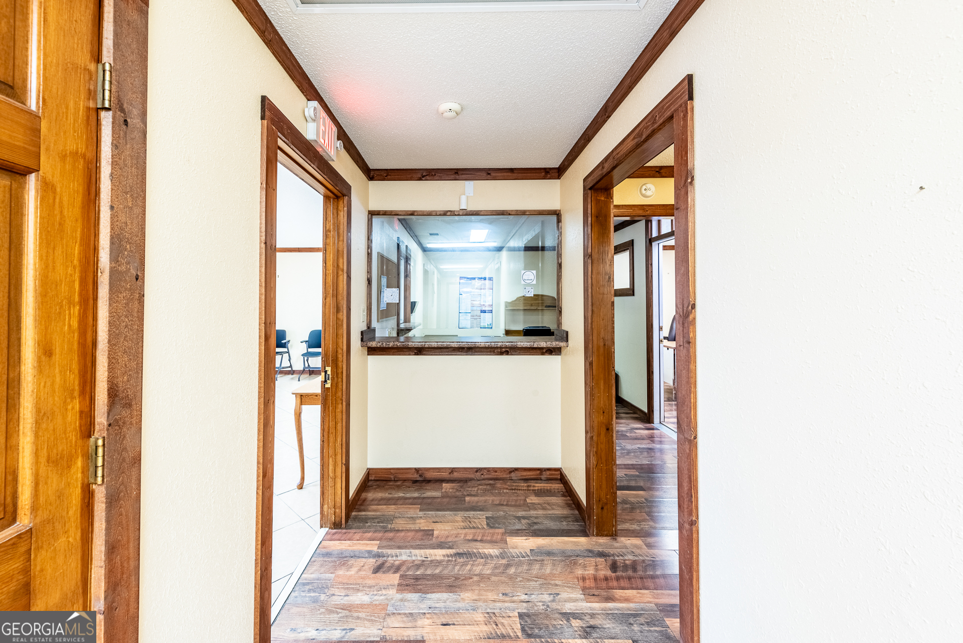 706 W Barnard Street Property Photo 18