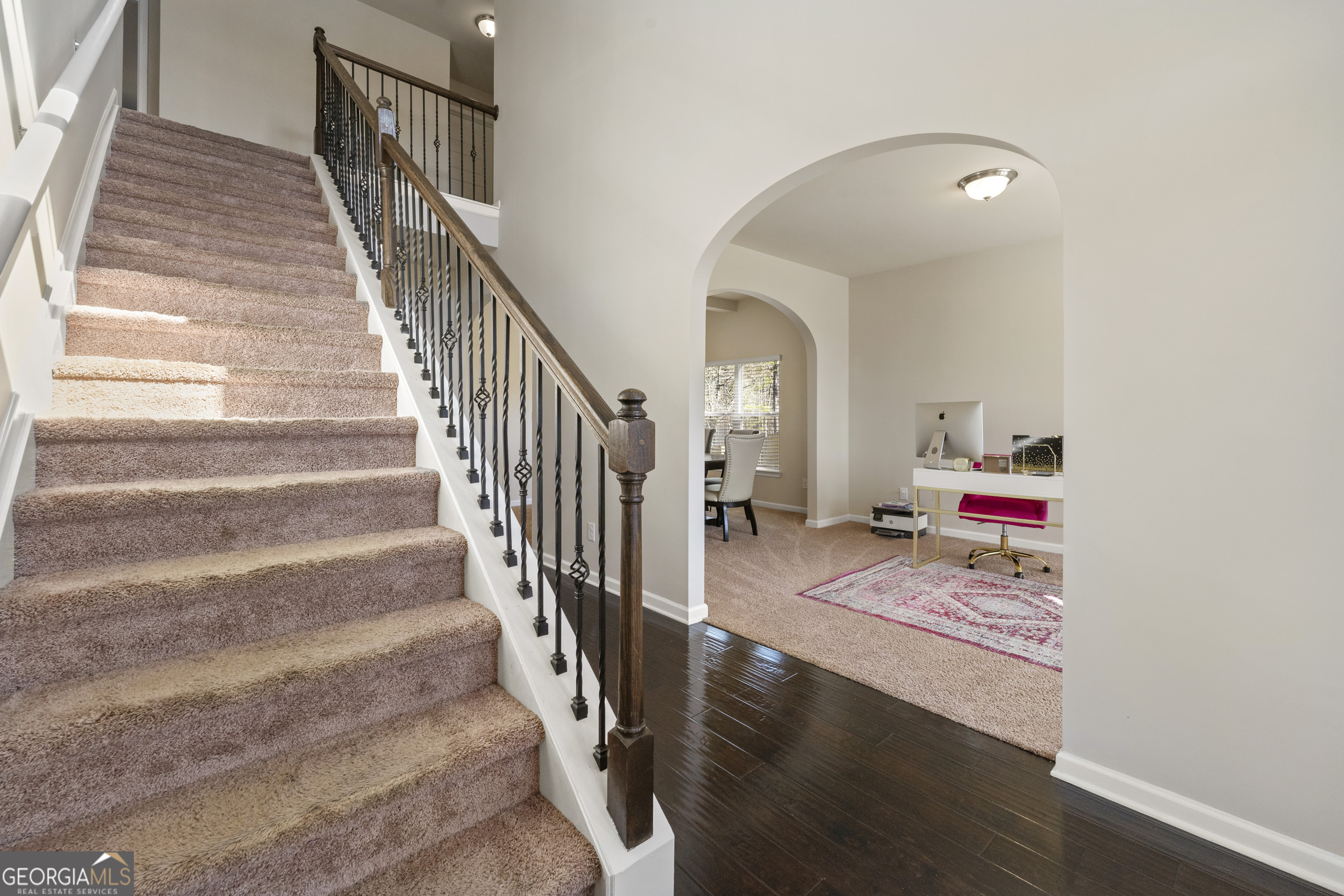536 Caledon Way Property Photo 2