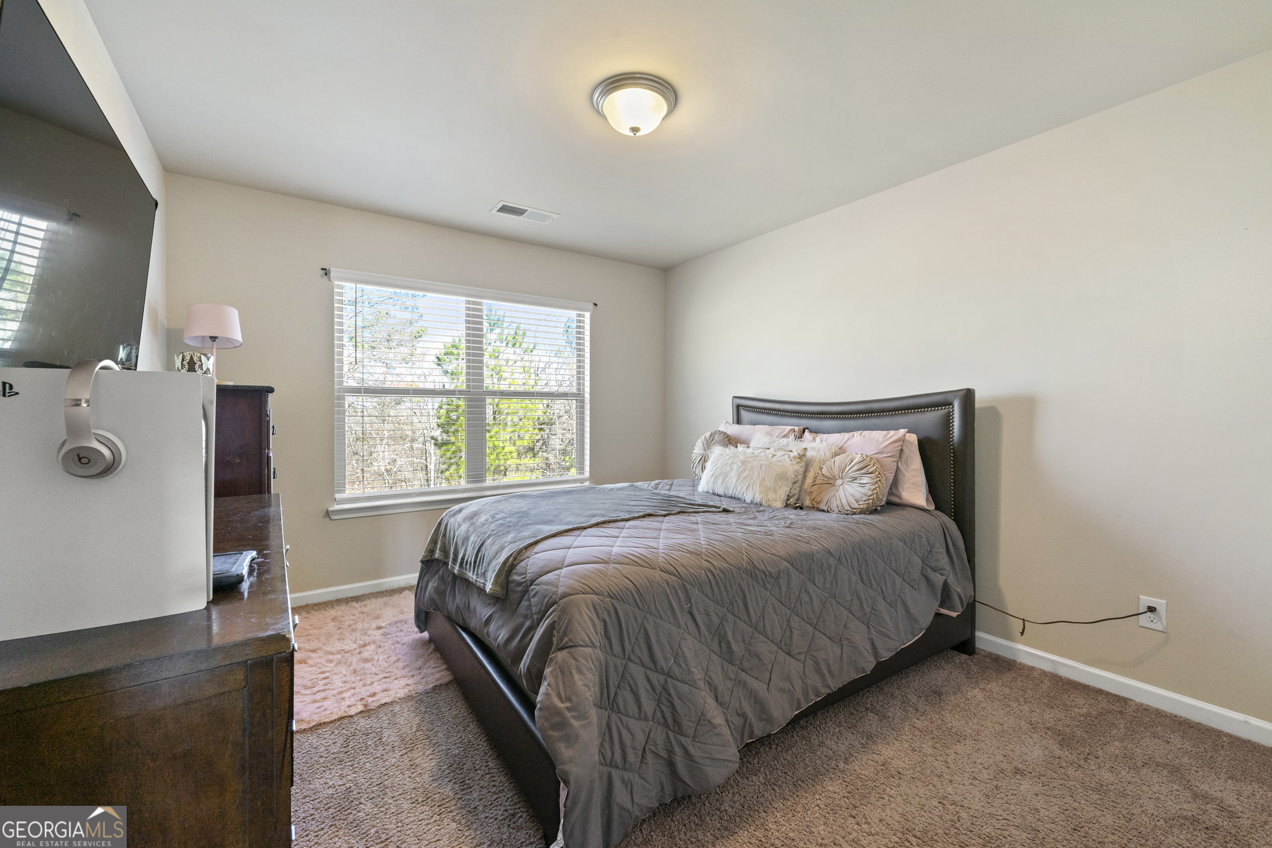 536 Caledon Way Property Photo 10
