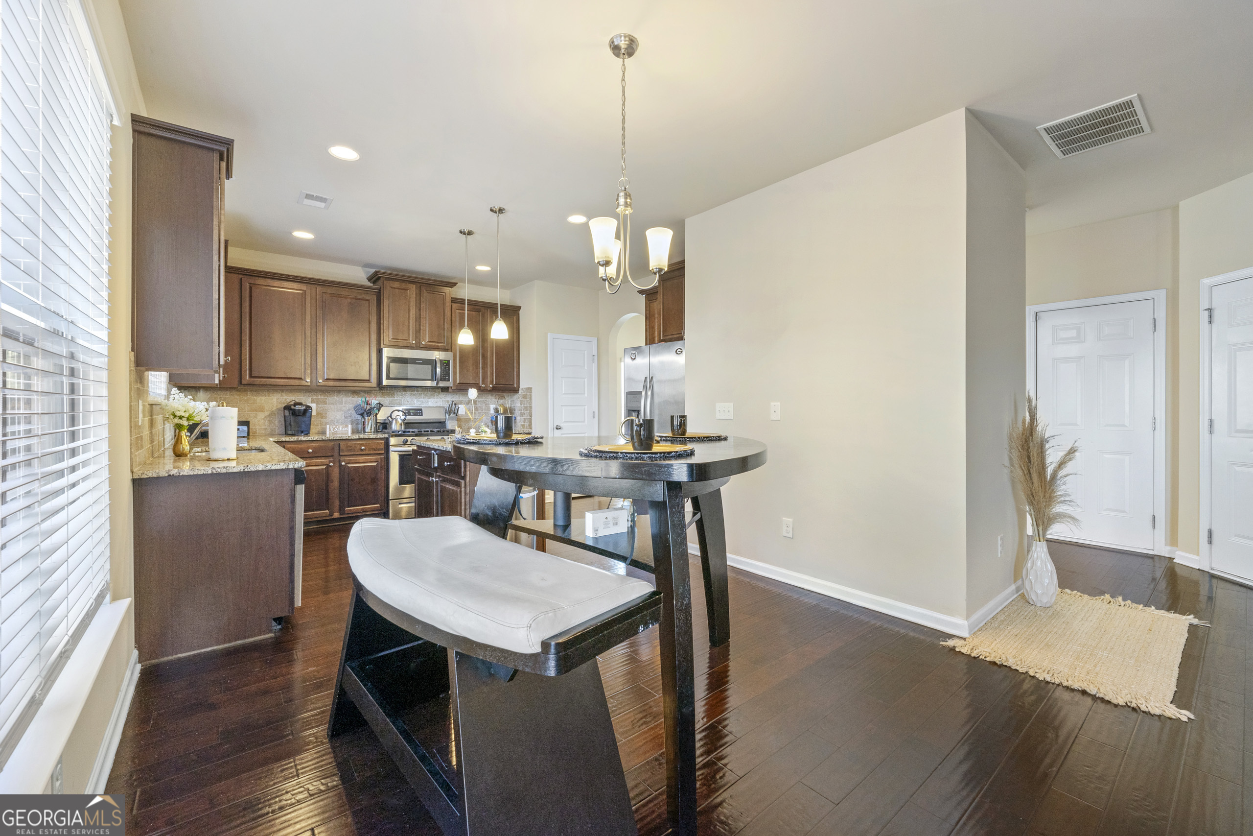 536 Caledon Way Property Photo 25