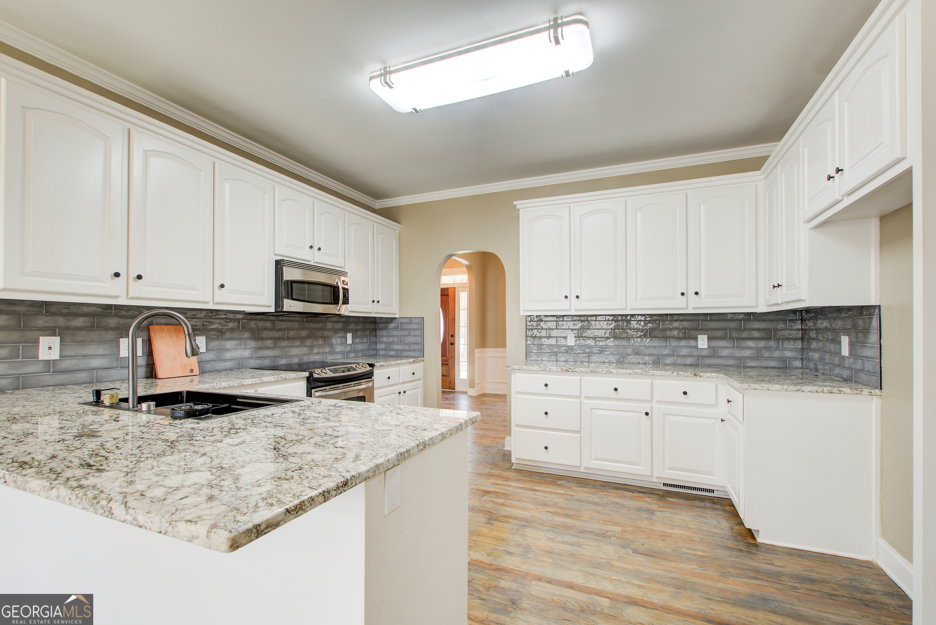 384 Minix Road Property Photo 8