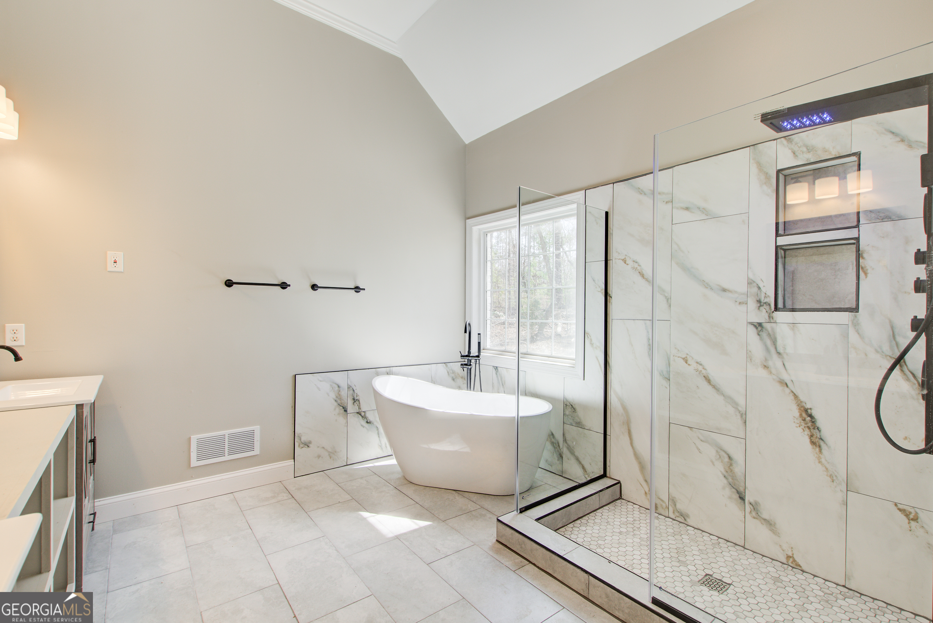384 Minix Road Property Photo 13