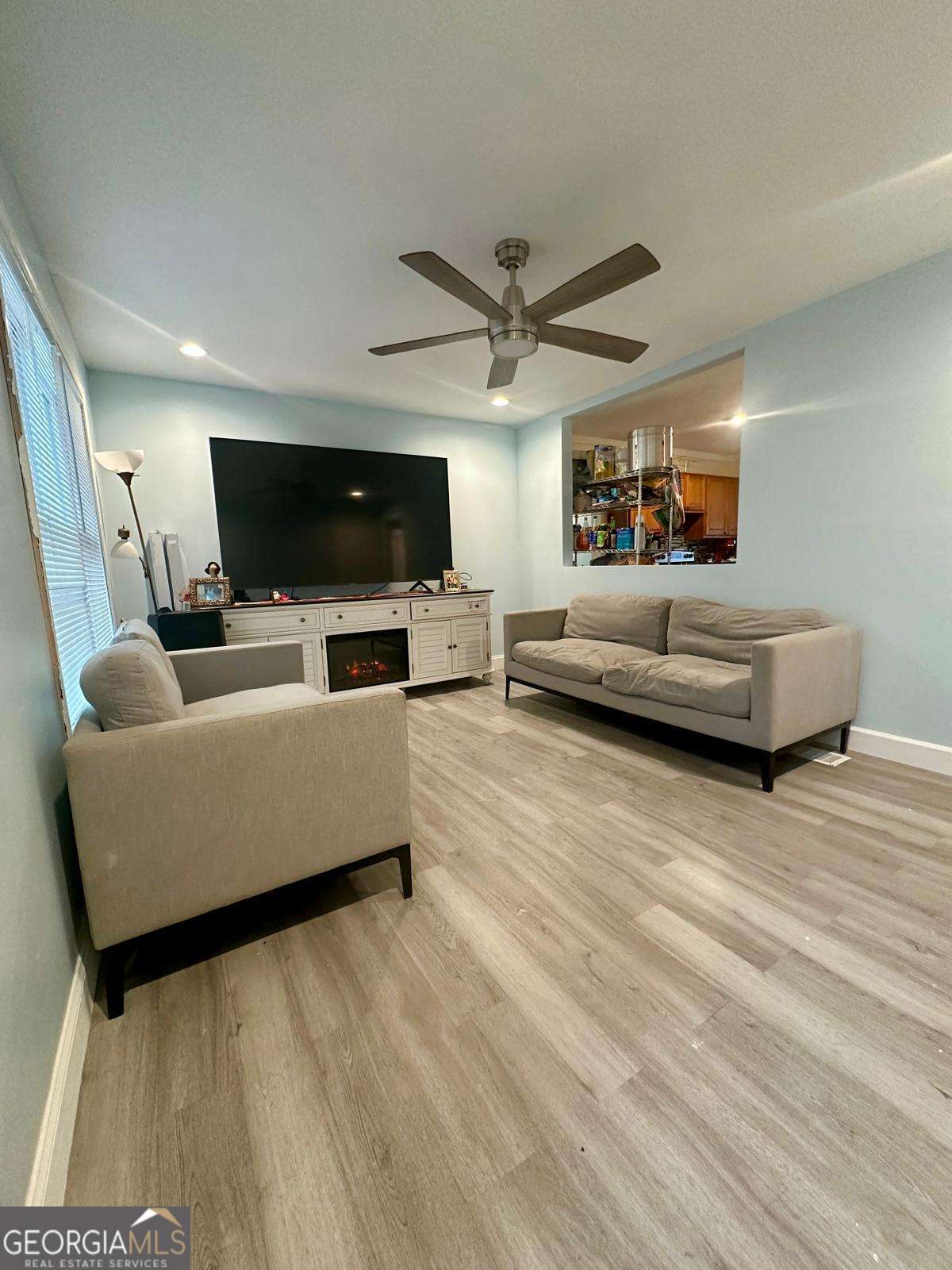 172 Scarsdale Drive Property Photo 2