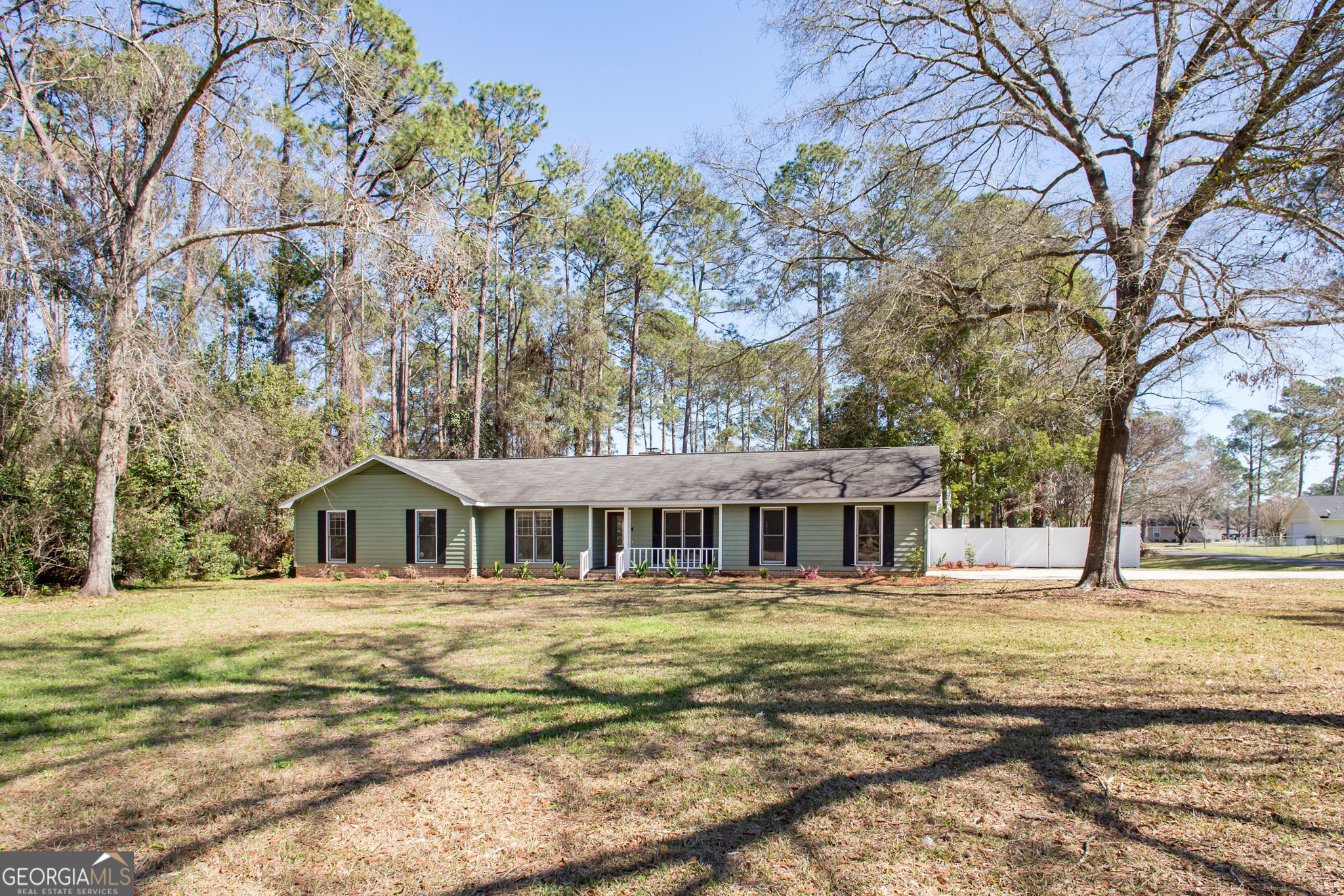 702 Hillmont Drive Property Photo 1