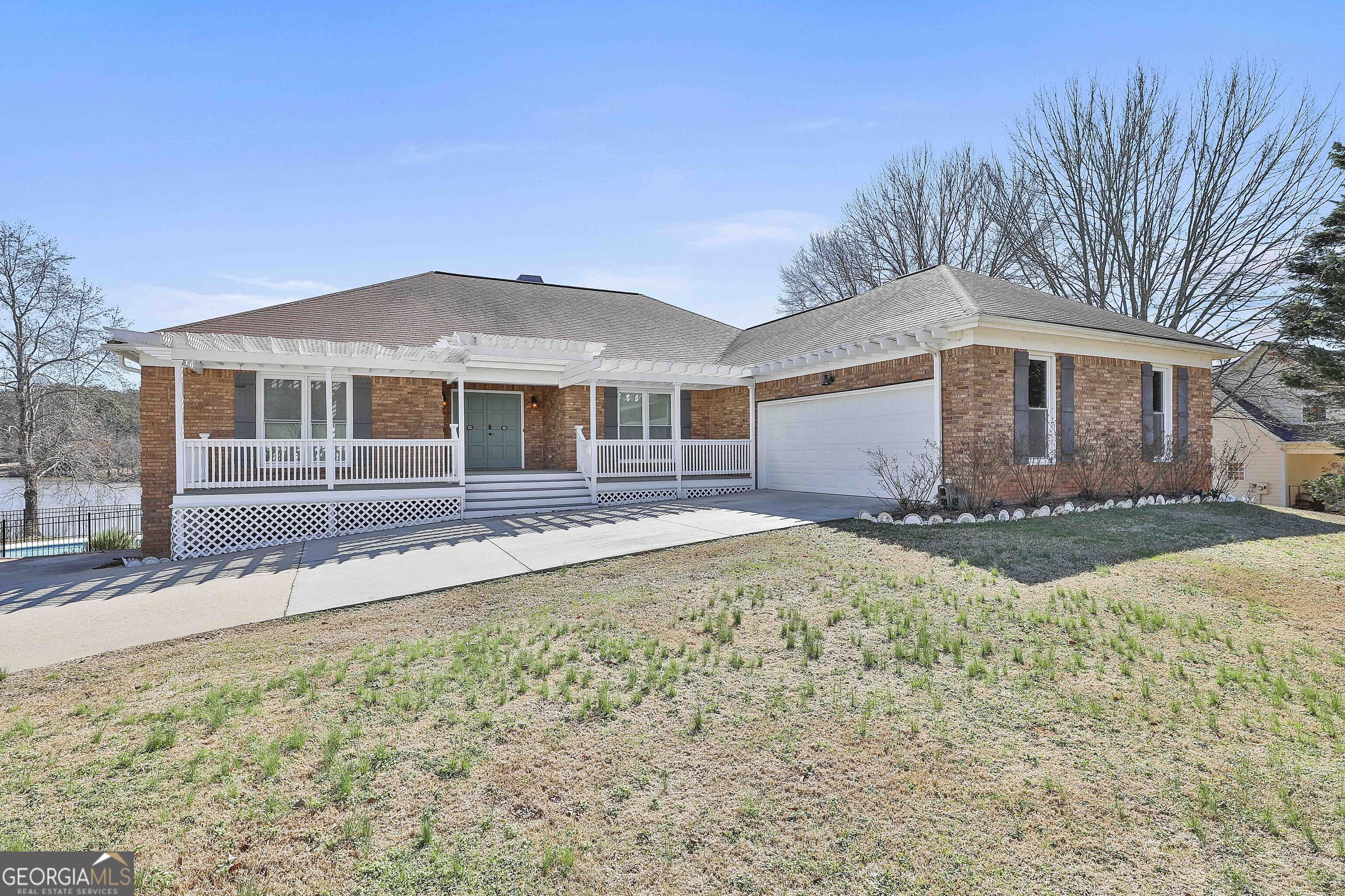 205 Castlewood Road Property Photo