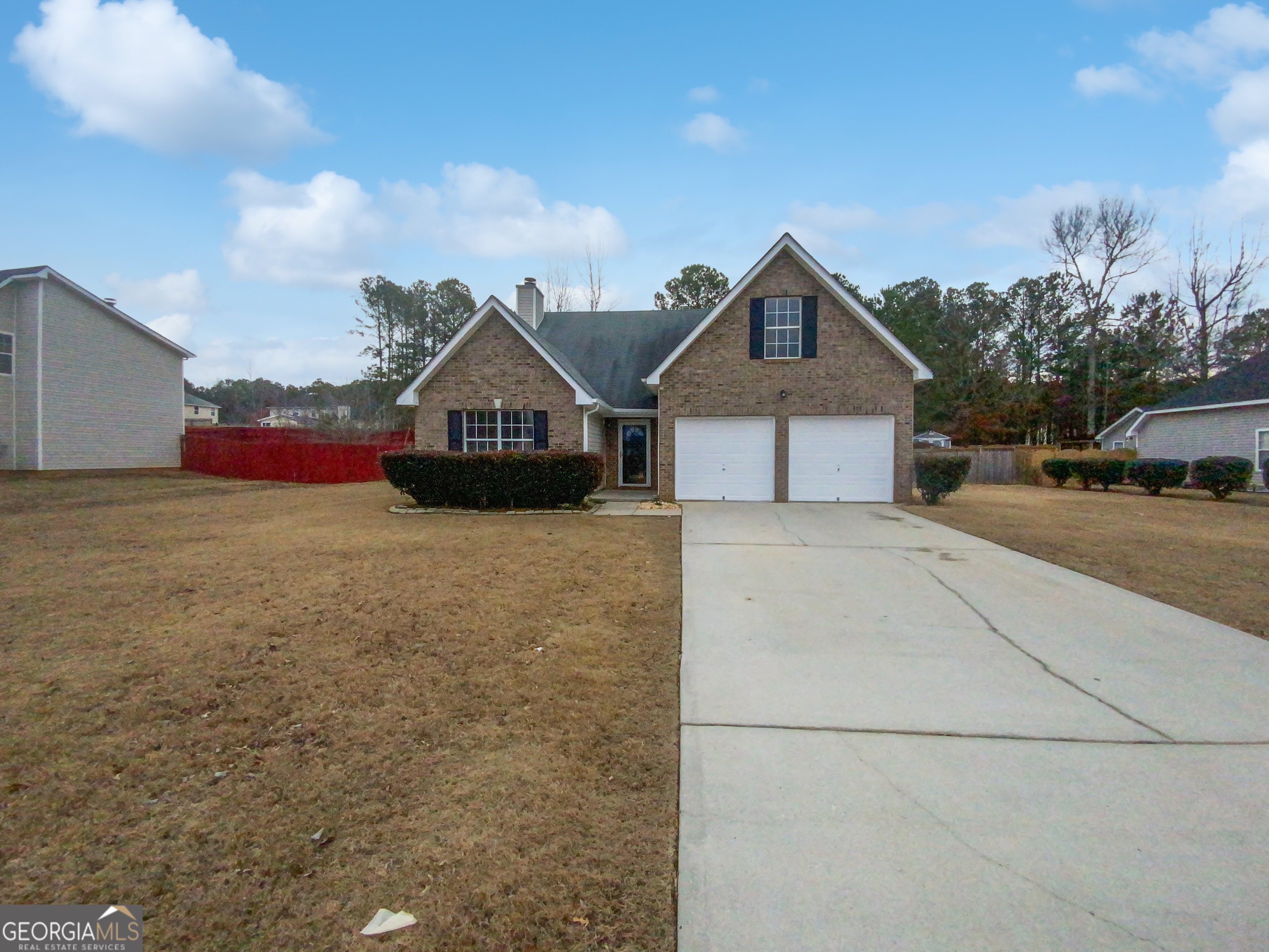 213 Ermines Way